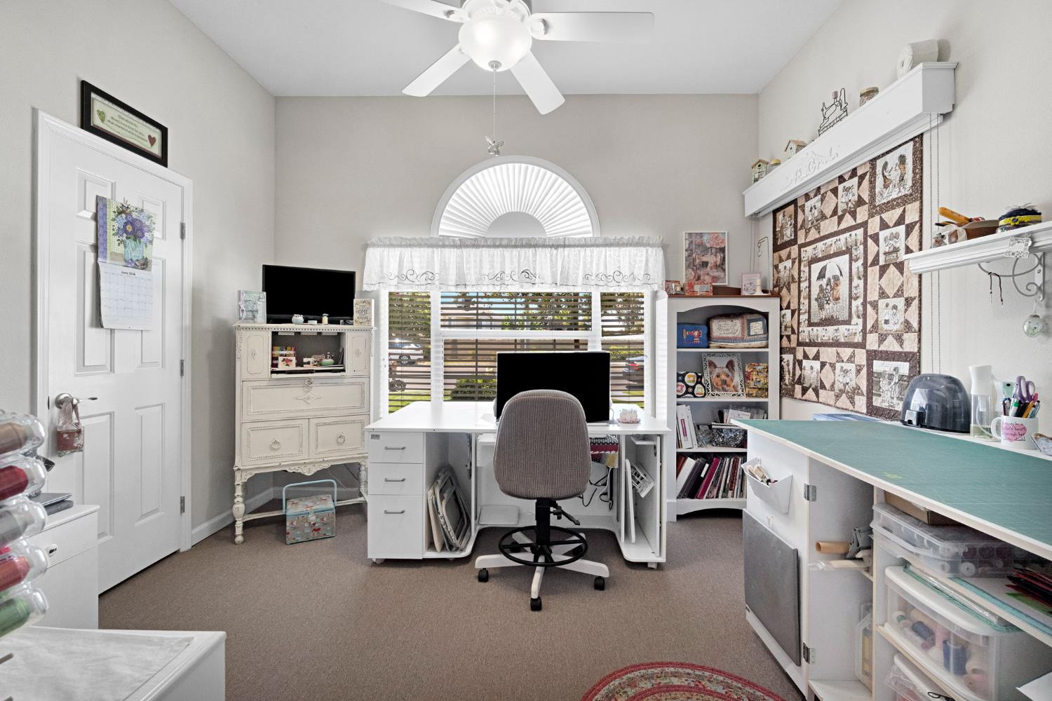 1101 N Armstrong Ave, Clovis, CA 93611