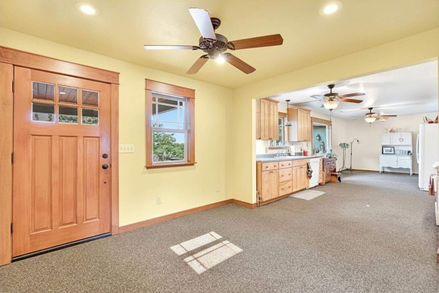 2153 N Michelle, Sanger, CA 93657