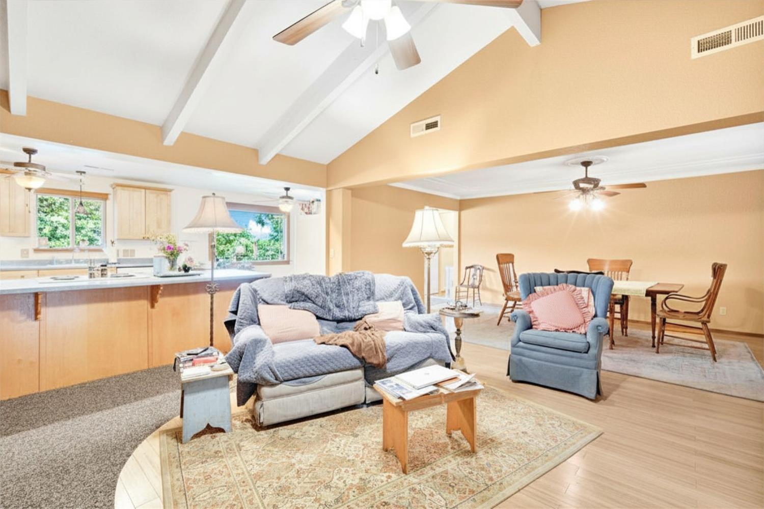 2153 N Michelle, Sanger, CA 93657