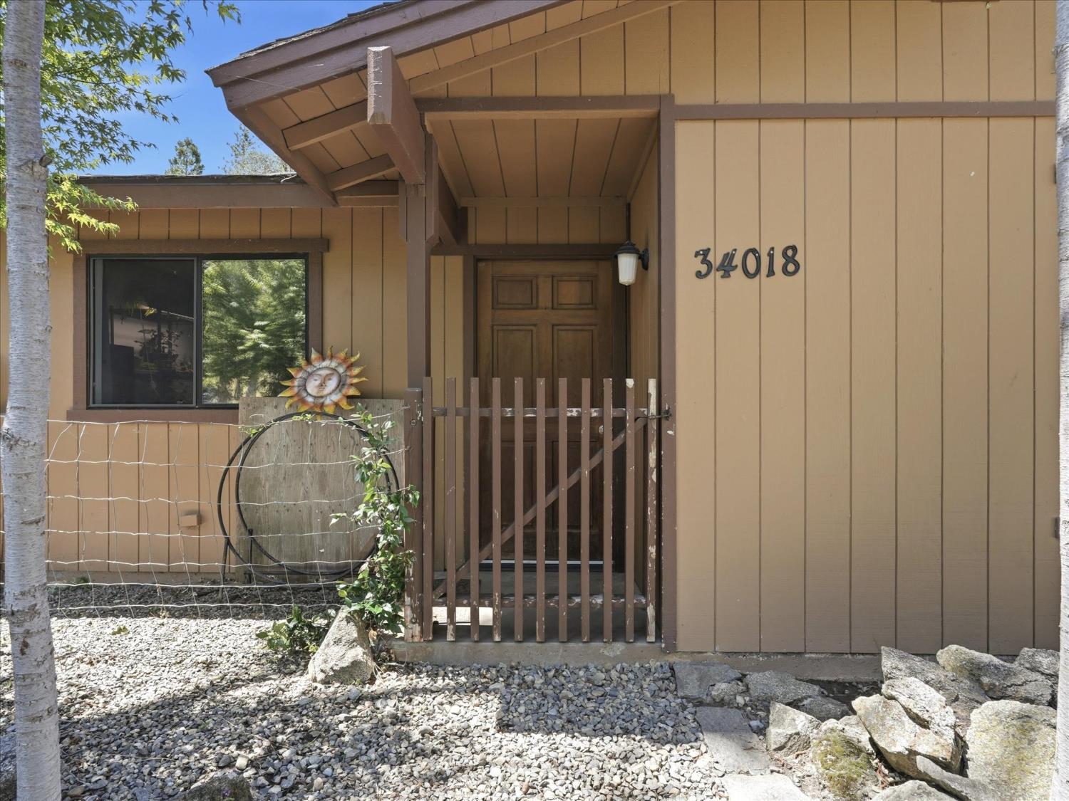 34018 Peckinpah Acres Dr, North Fork, CA 93643