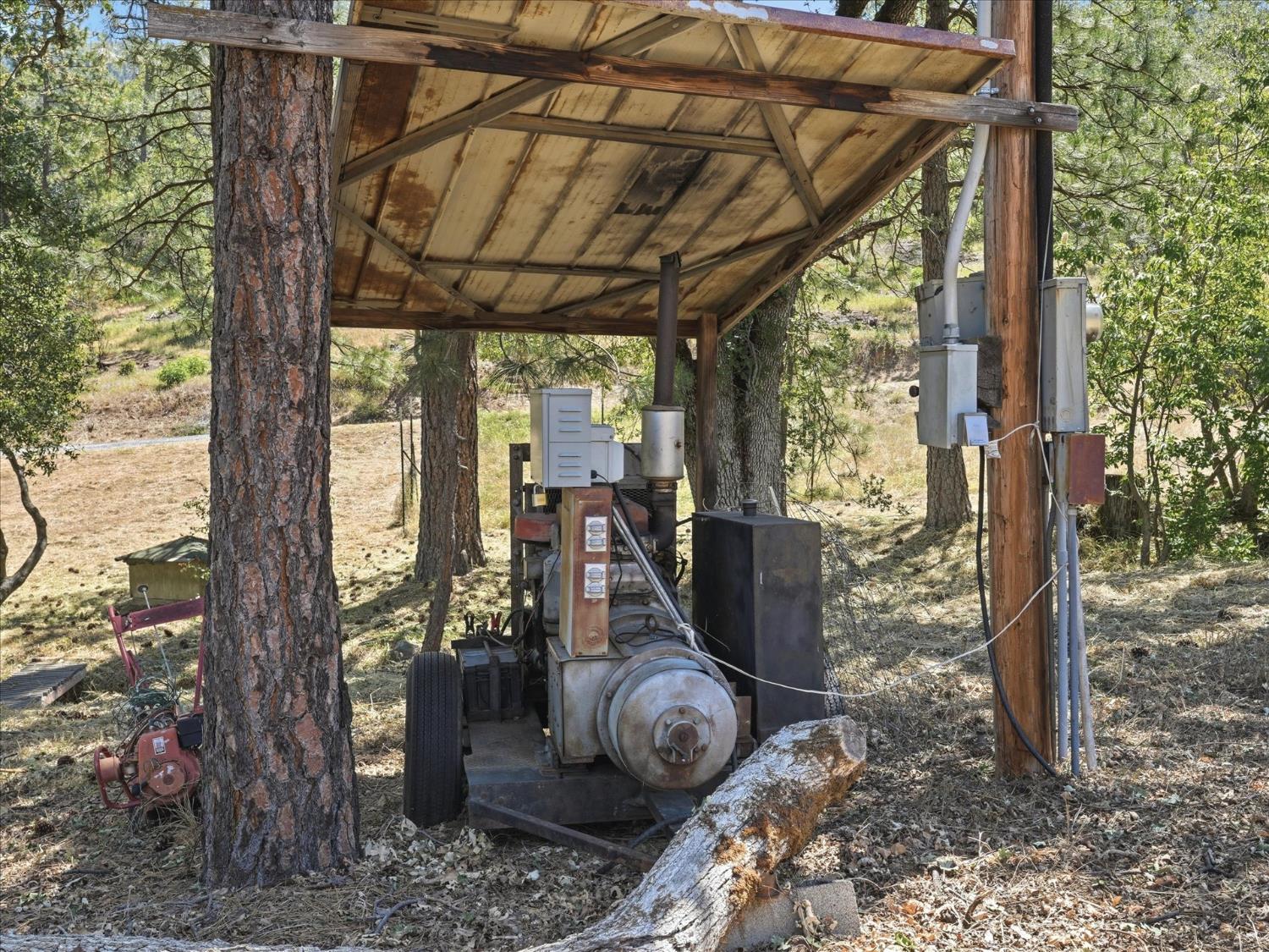 34018 Peckinpah Acres Dr, North Fork, CA 93643