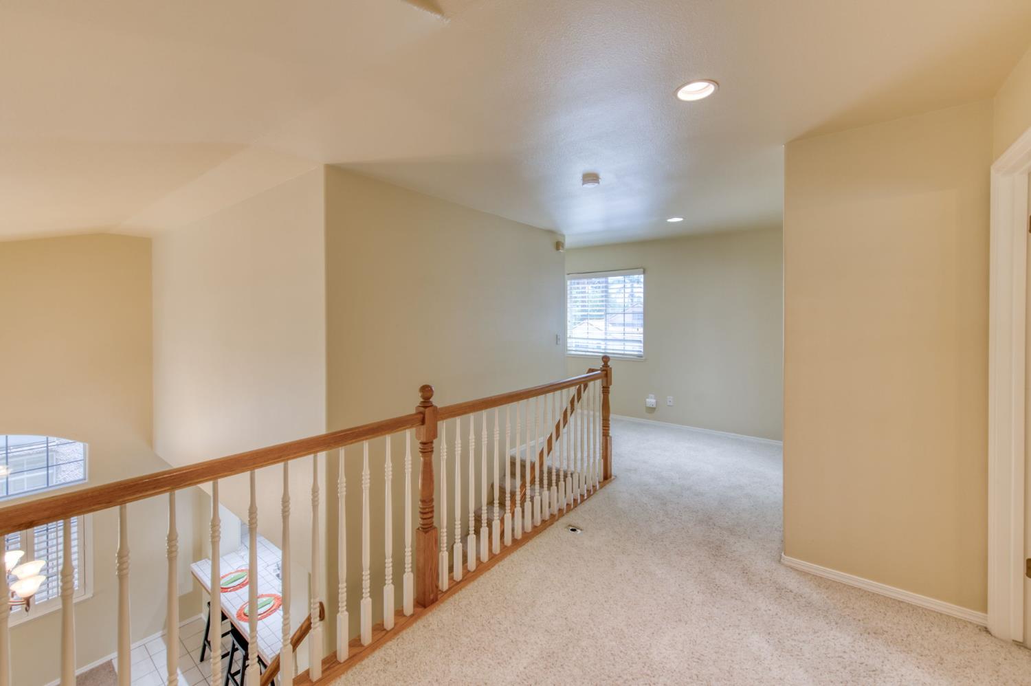 3750 W Vincent Ln, Fresno, CA 93711