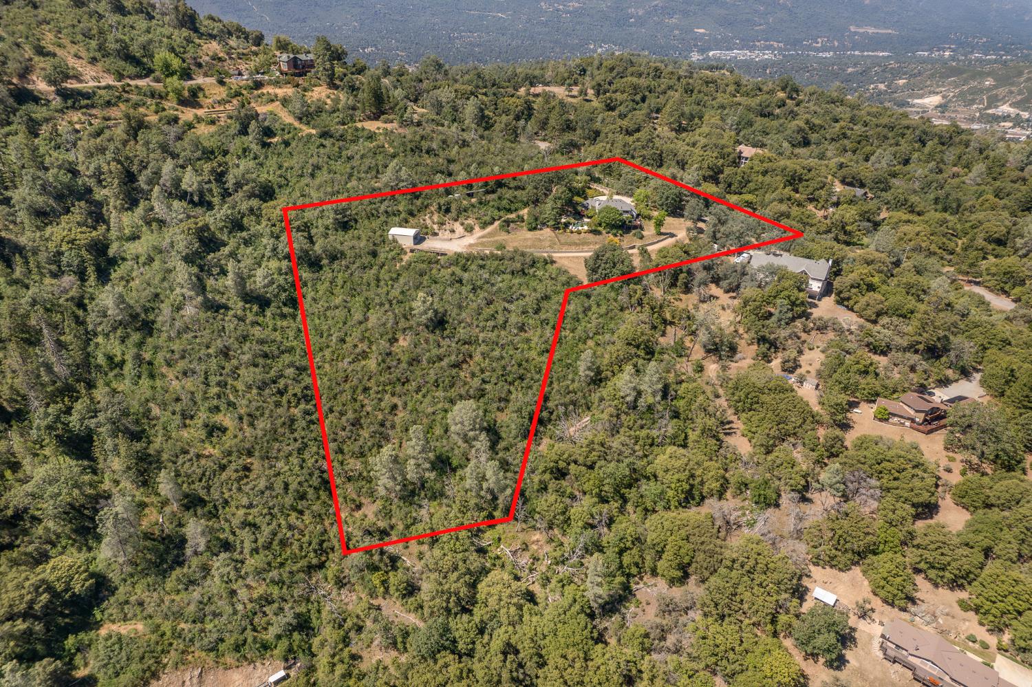 41723 Yosemite Pines Dr, Oakhurst, CA 93644