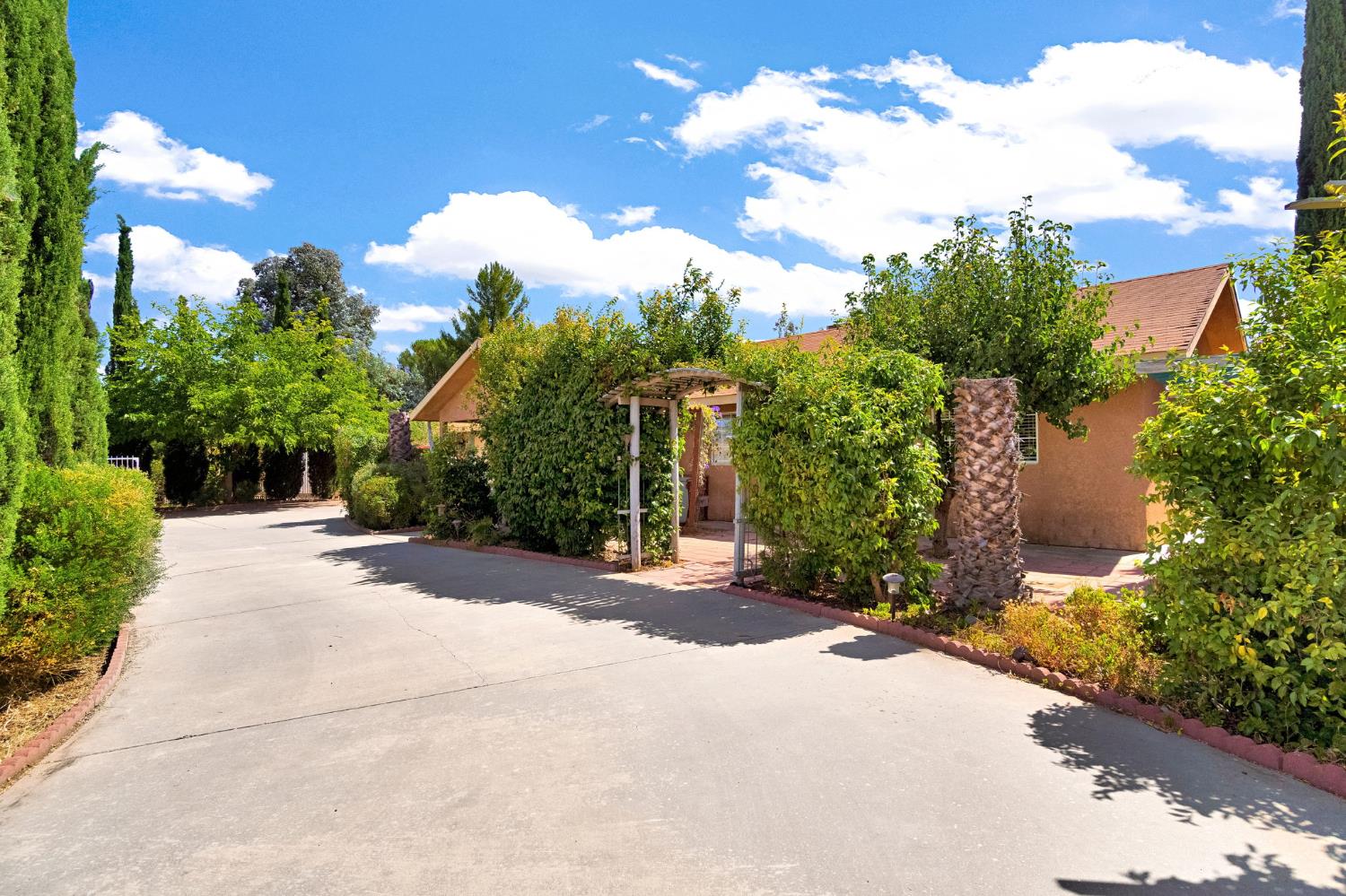 19609 Claremont Rd, Madera, CA 93638