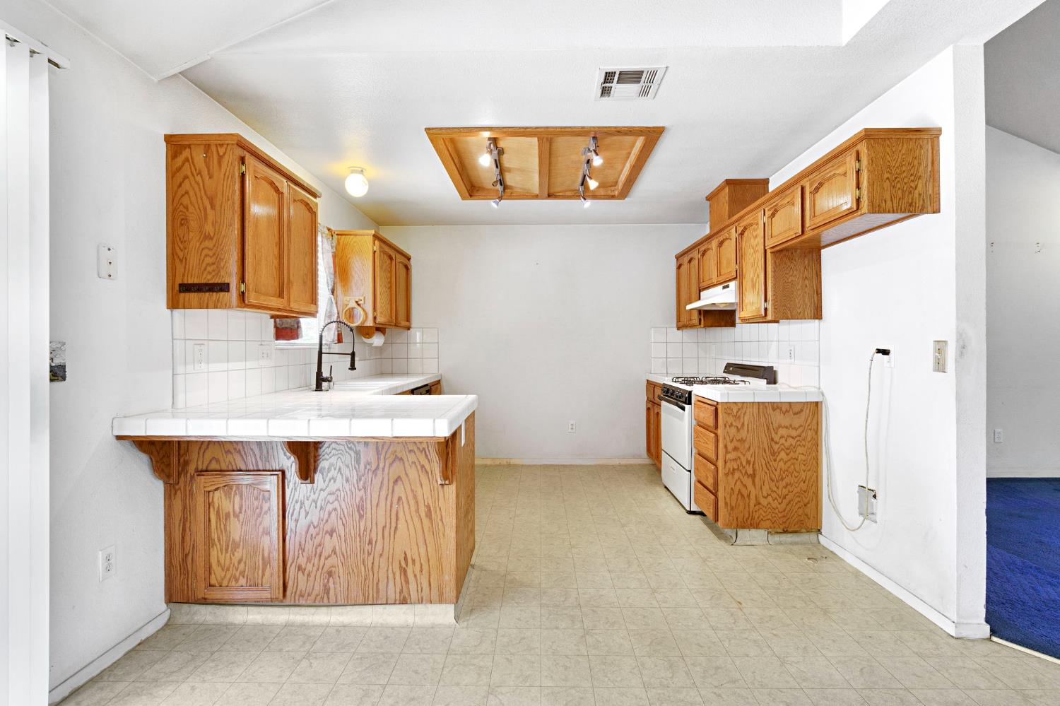 19609 Claremont Rd, Madera, CA 93638
