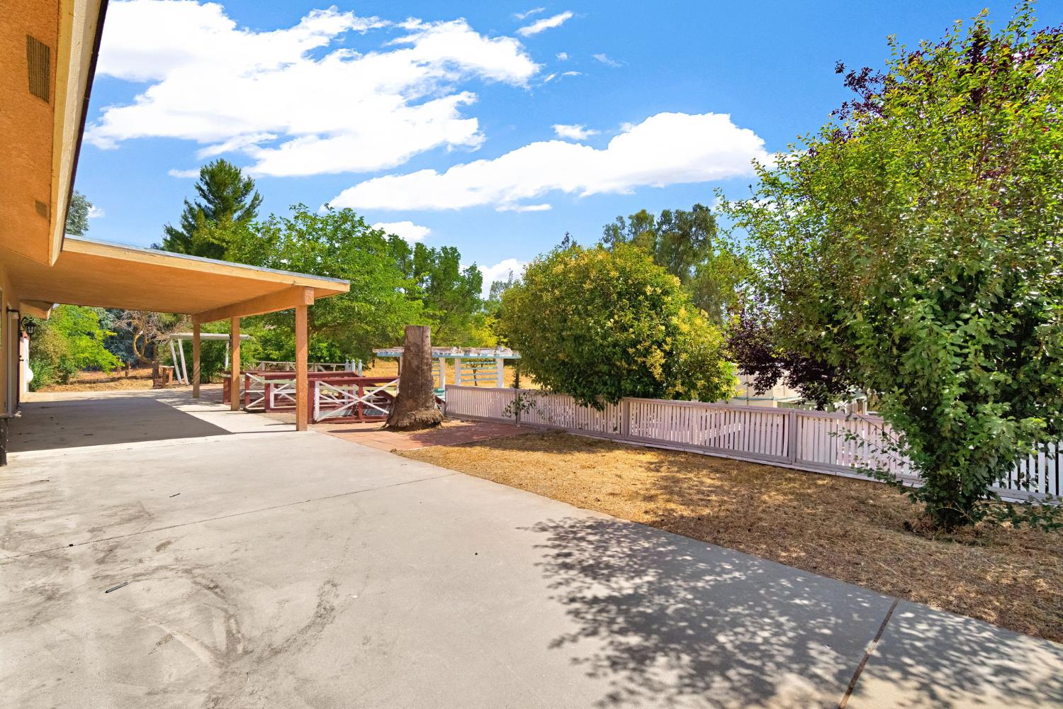 19609 Claremont Rd, Madera, CA 93638