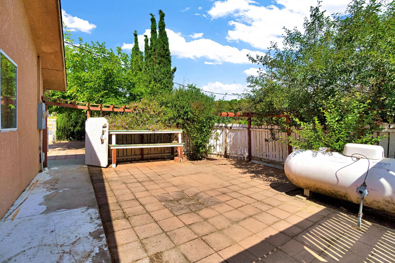 19609 Claremont Rd, Madera, CA 93638