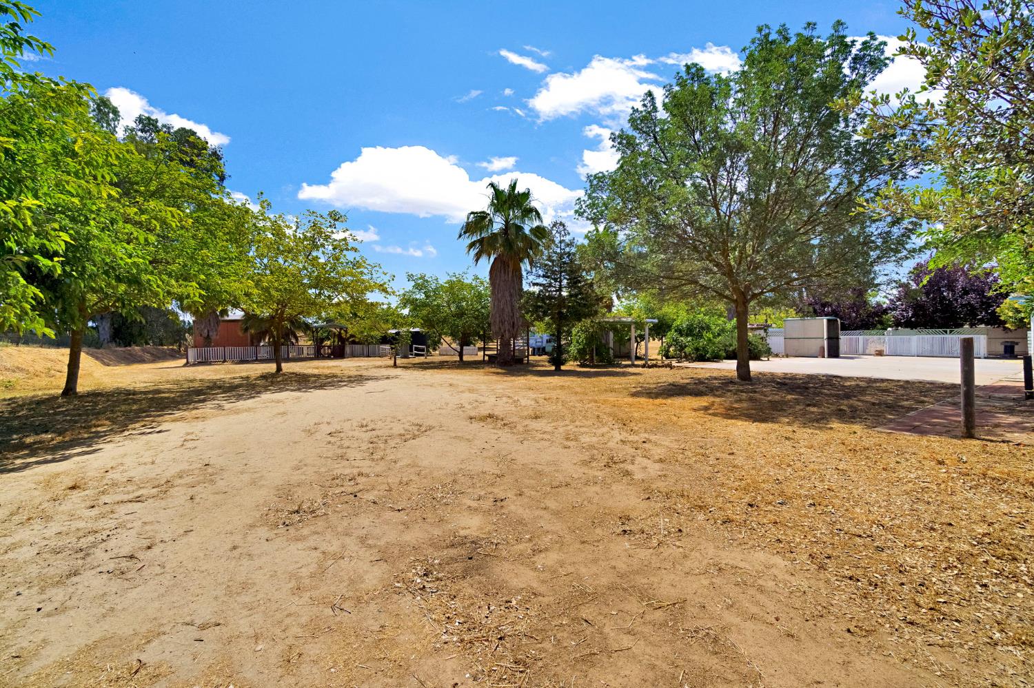 19609 Claremont Rd, Madera, CA 93638