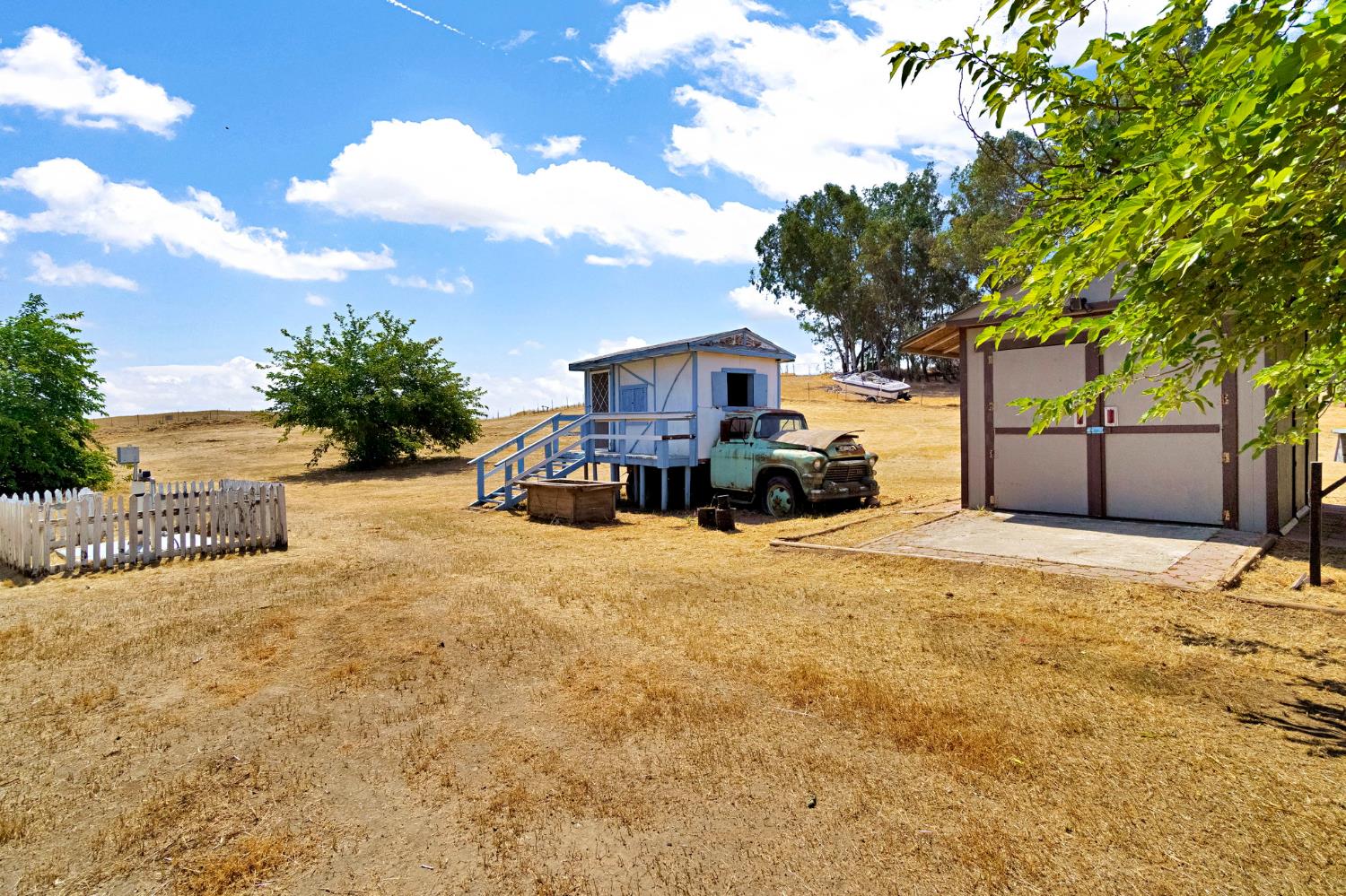 19609 Claremont Rd, Madera, CA 93638