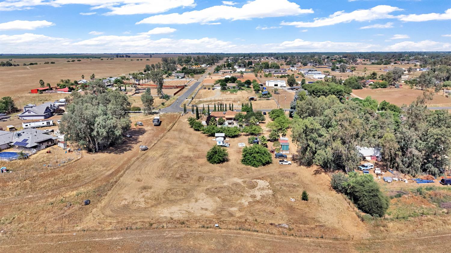 19609 Claremont Rd, Madera, CA 93638