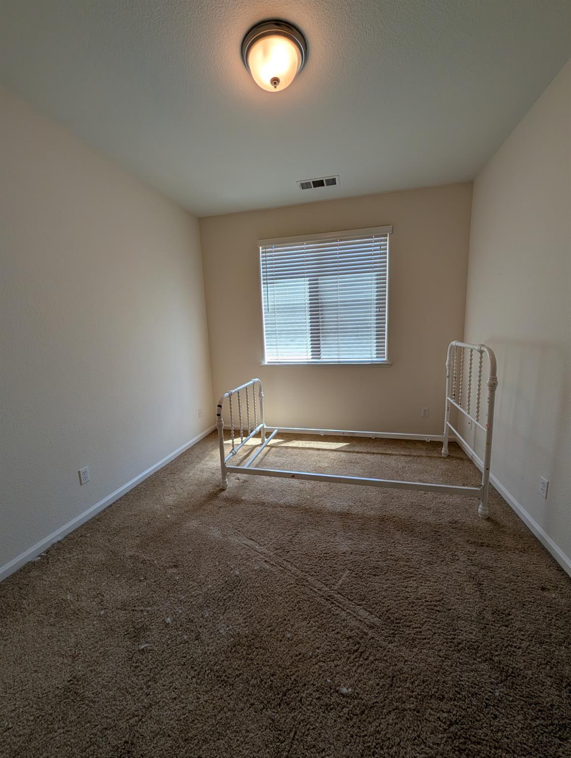 645 E Sierra Ave, Reedley, CA 93654