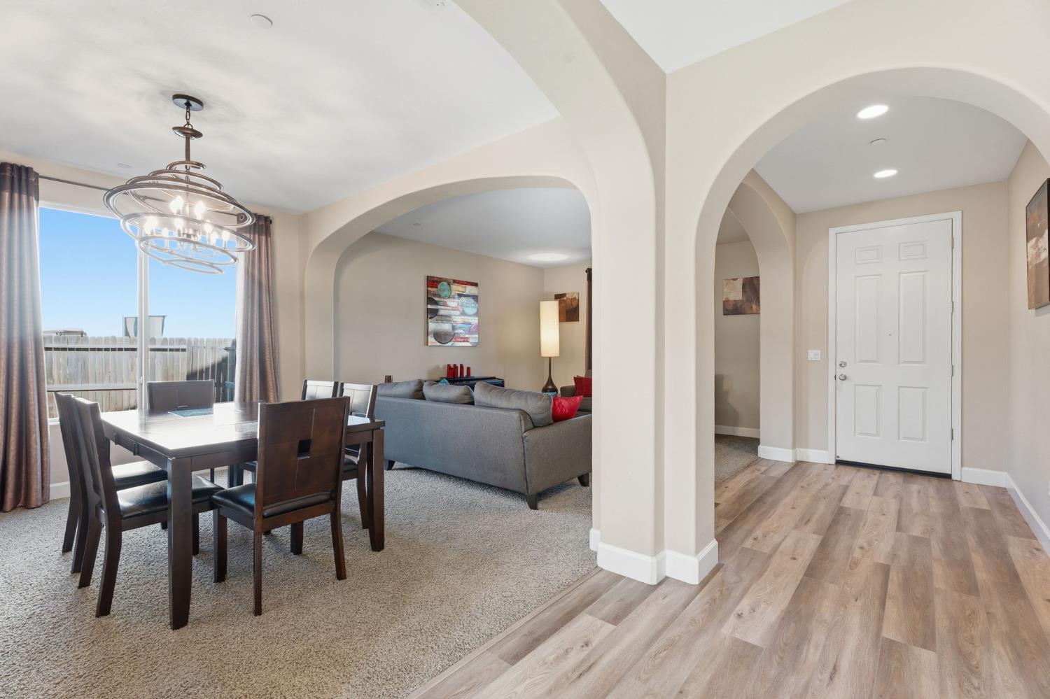 3085 N Vahe Ave, Fresno, CA 93737