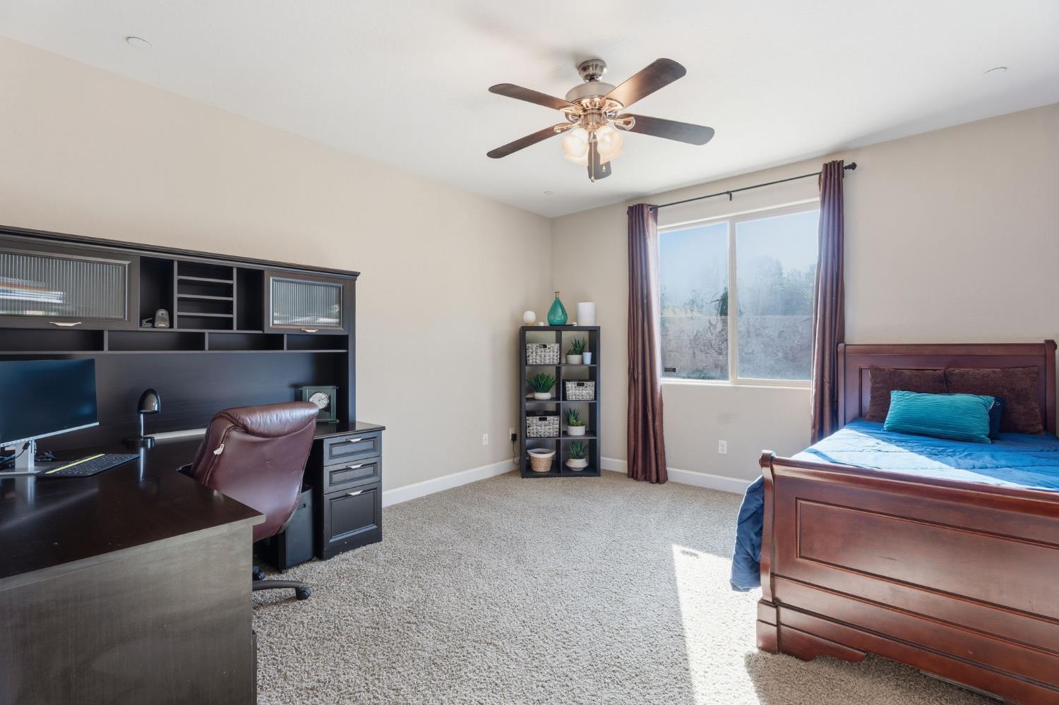3085 N Vahe Ave, Fresno, CA 93737