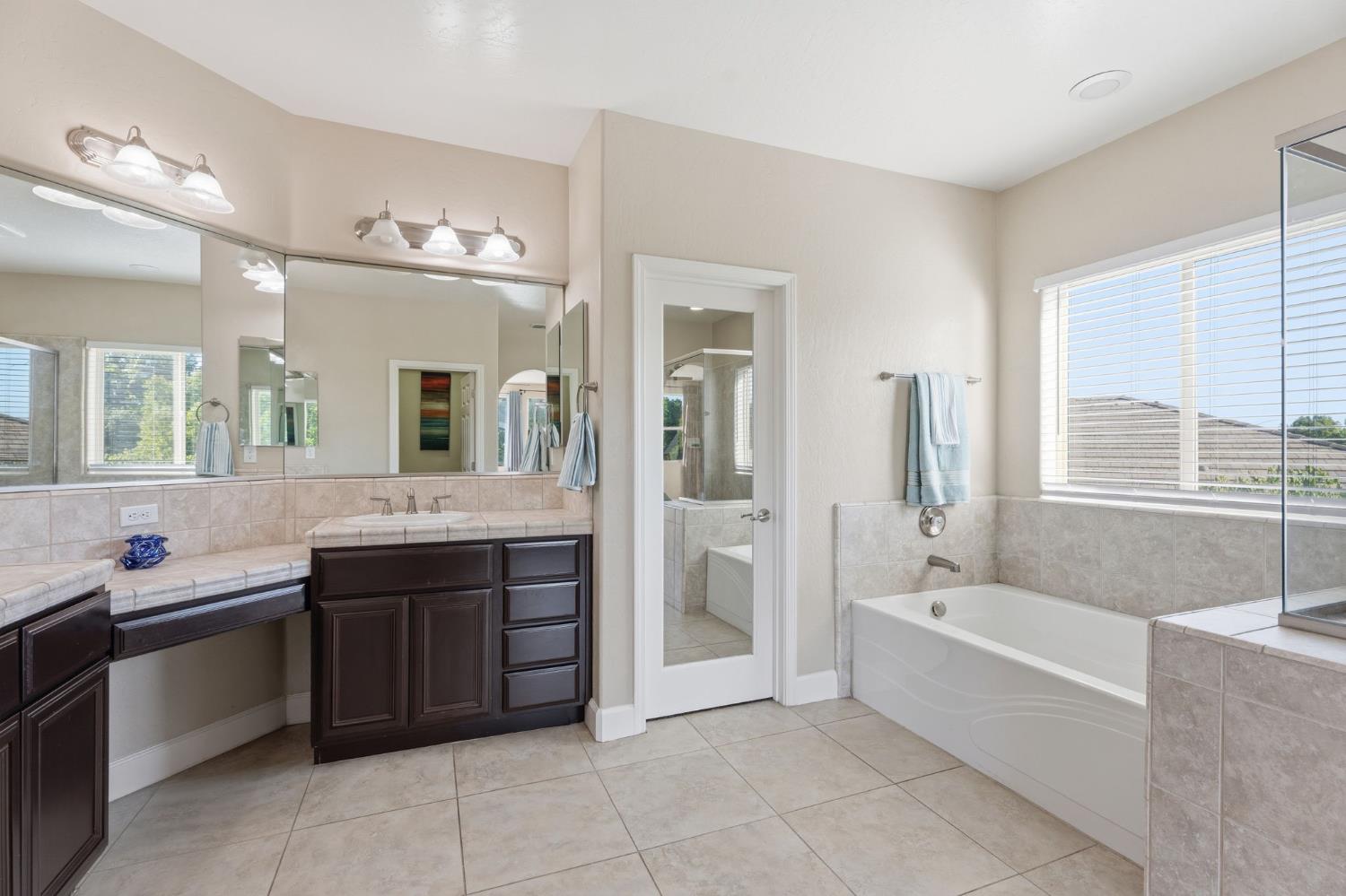3085 N Vahe Ave, Fresno, CA 93737