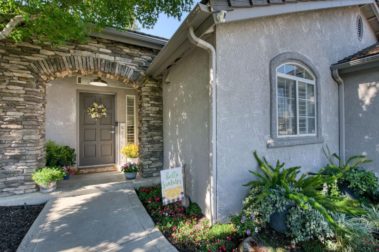 892 Fedora Ave, Clovis, CA 93612