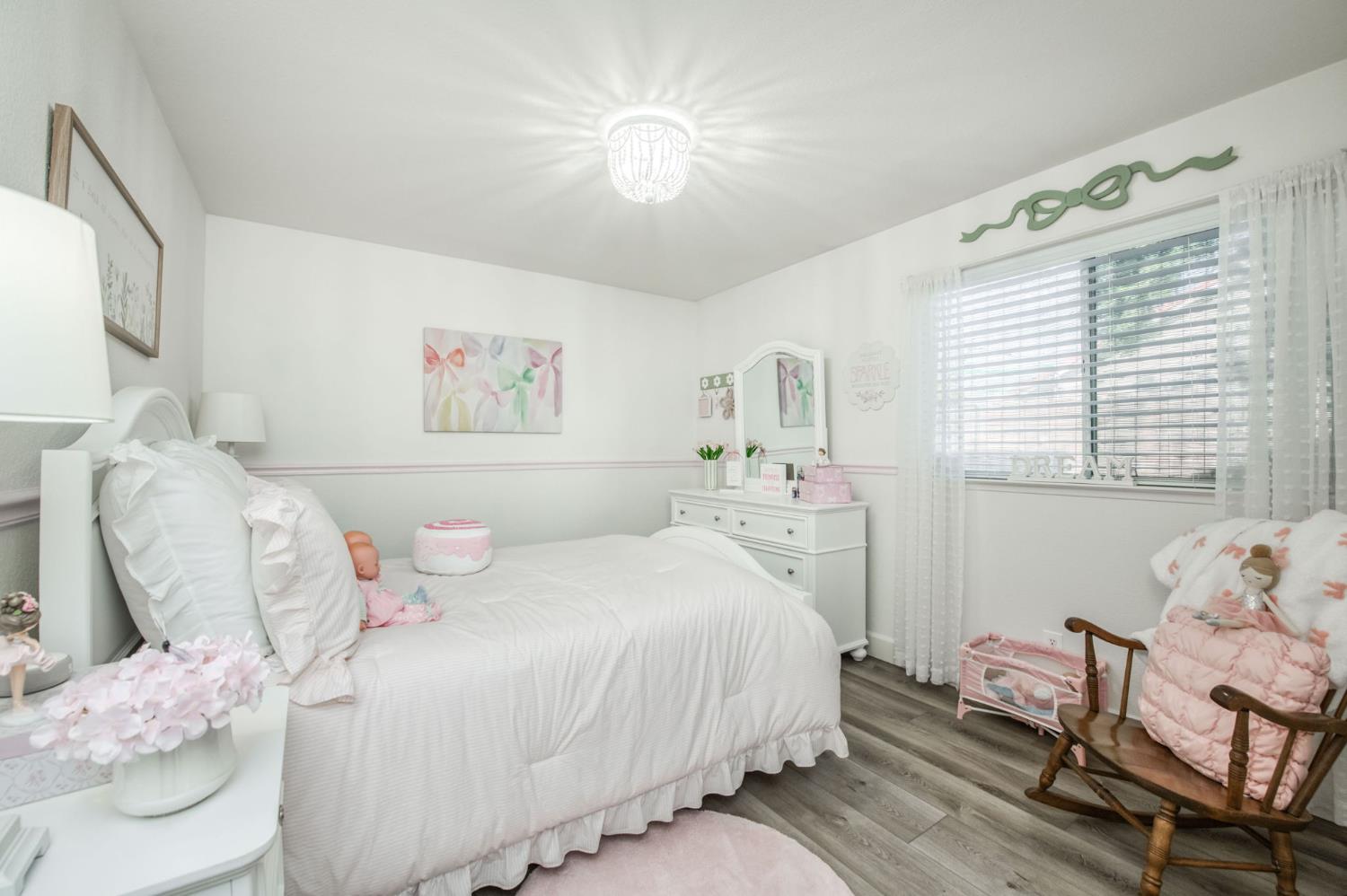 892 Fedora Ave, Clovis, CA 93612