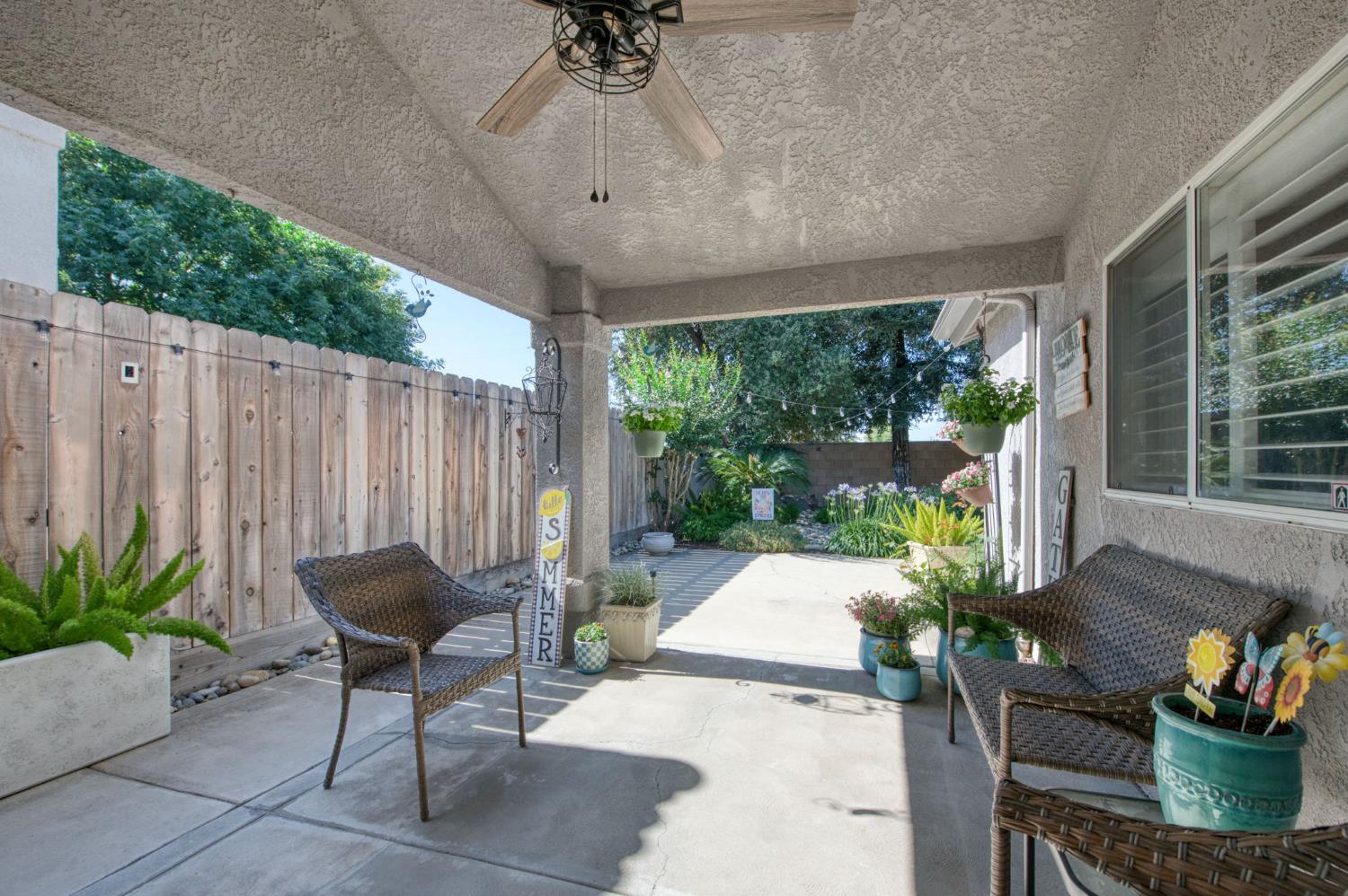892 Fedora Ave, Clovis, CA 93612