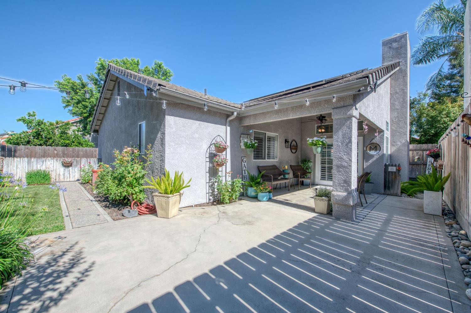 892 Fedora Ave, Clovis, CA 93612