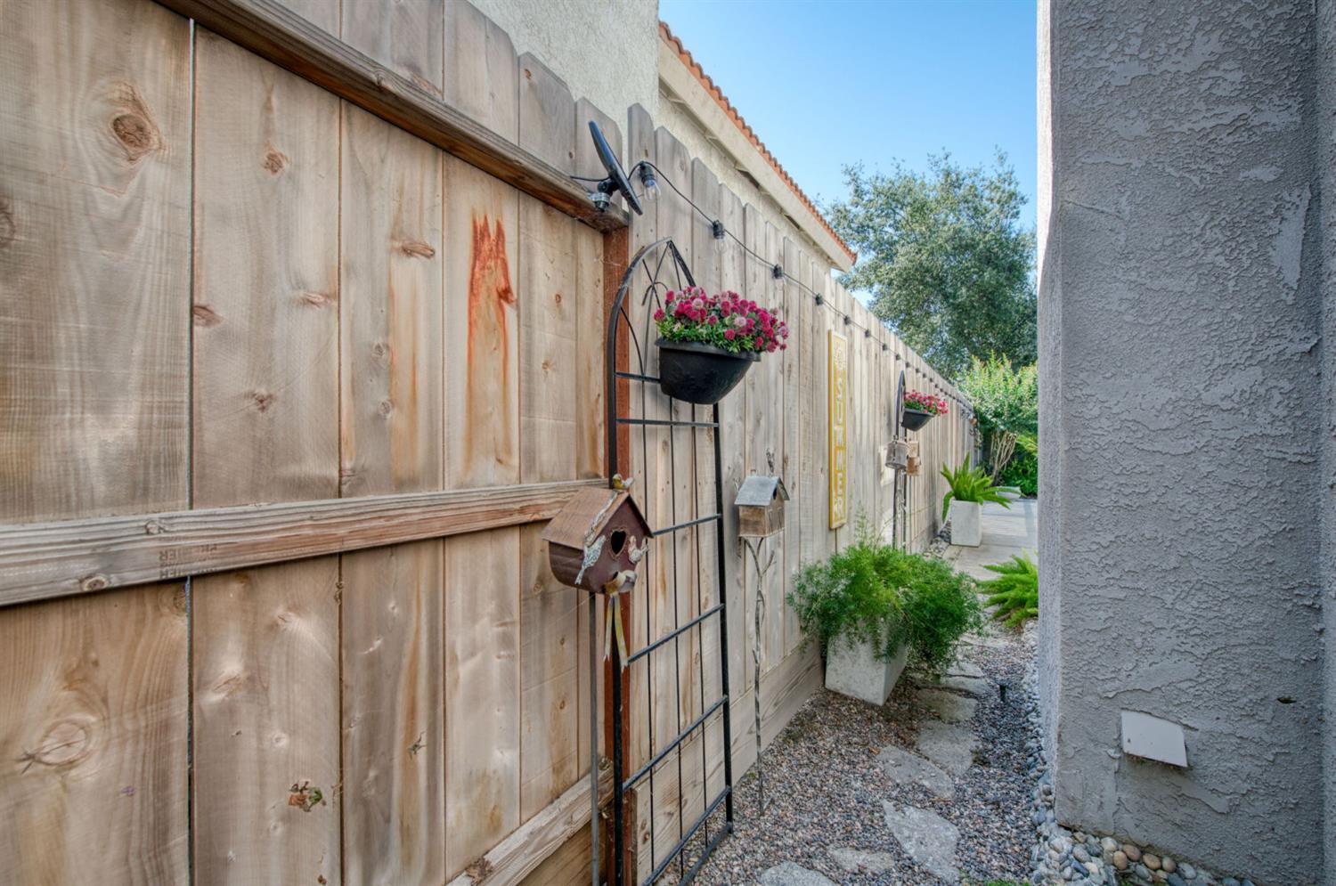 892 Fedora Ave, Clovis, CA 93612