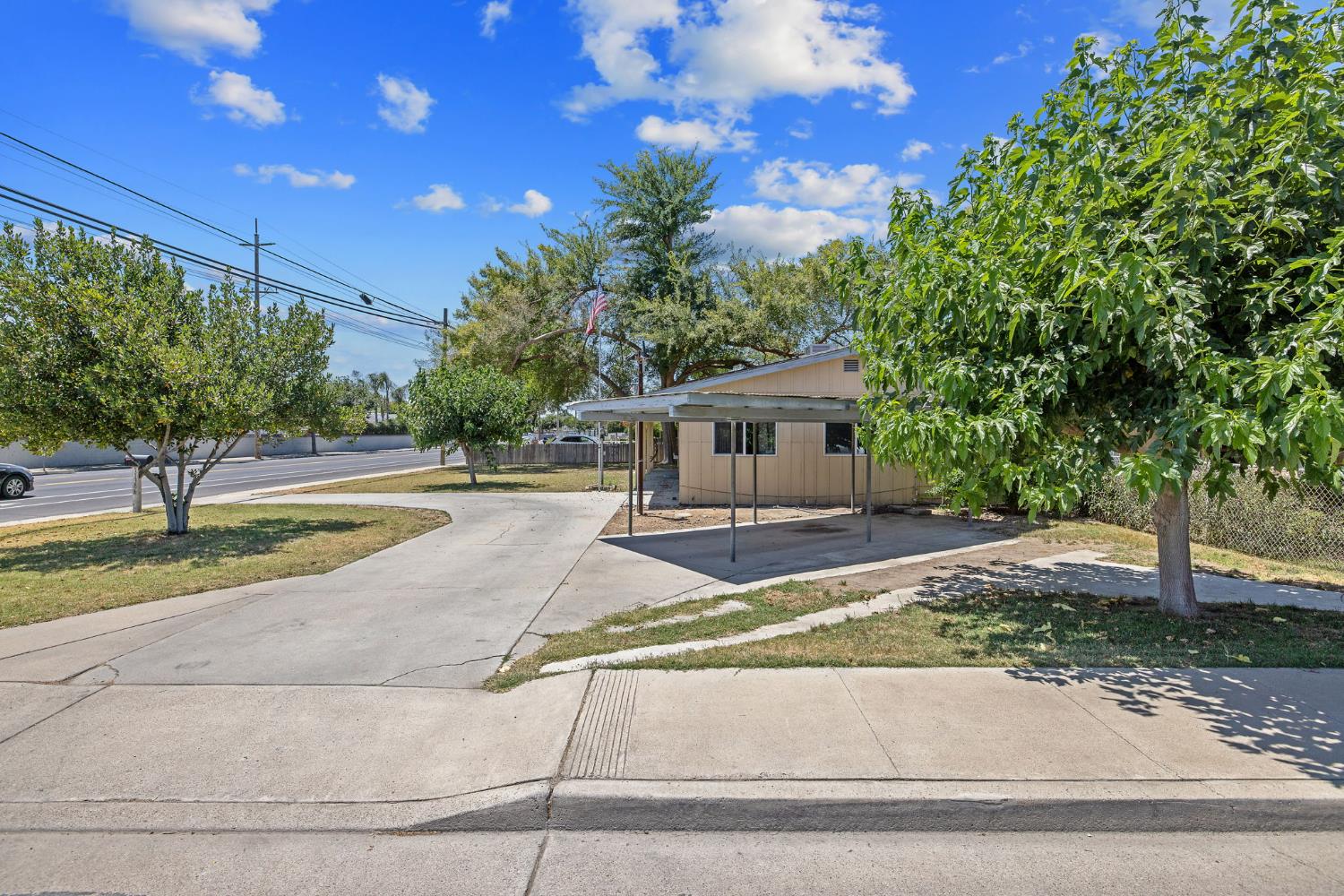 11386 Hanford Armona Rd, Hanford, CA 93230