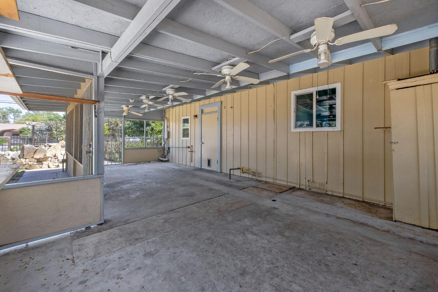 11386 Hanford Armona Rd, Hanford, CA 93230