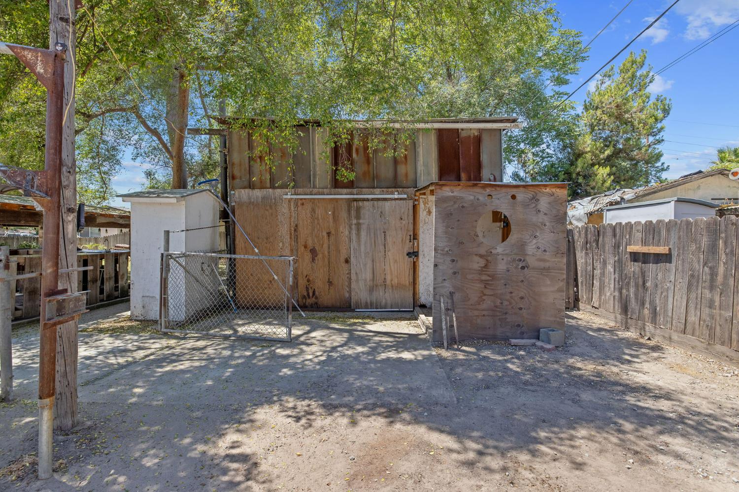 11386 Hanford Armona Rd, Hanford, CA 93230