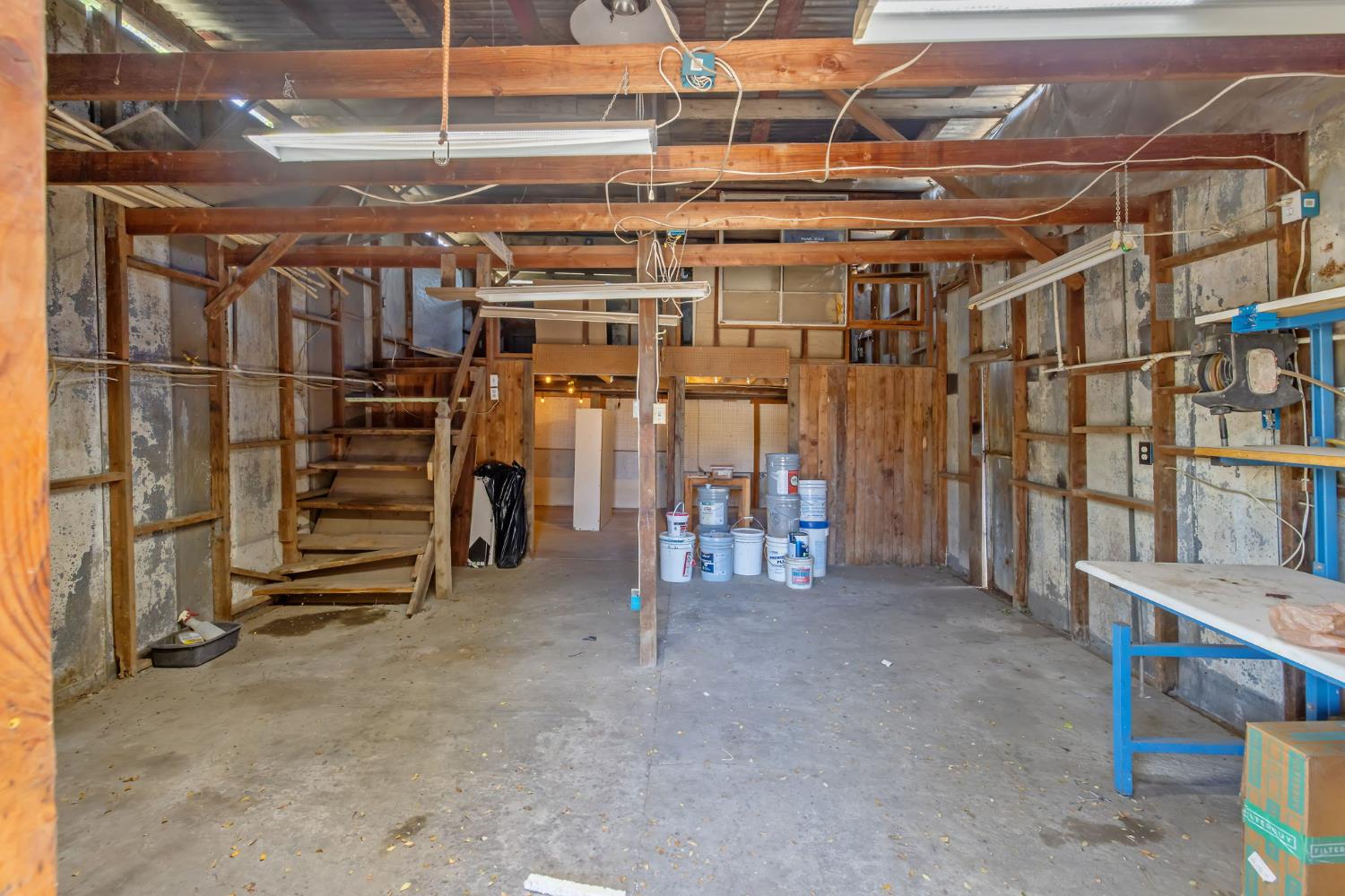 11386 Hanford Armona Rd, Hanford, CA 93230