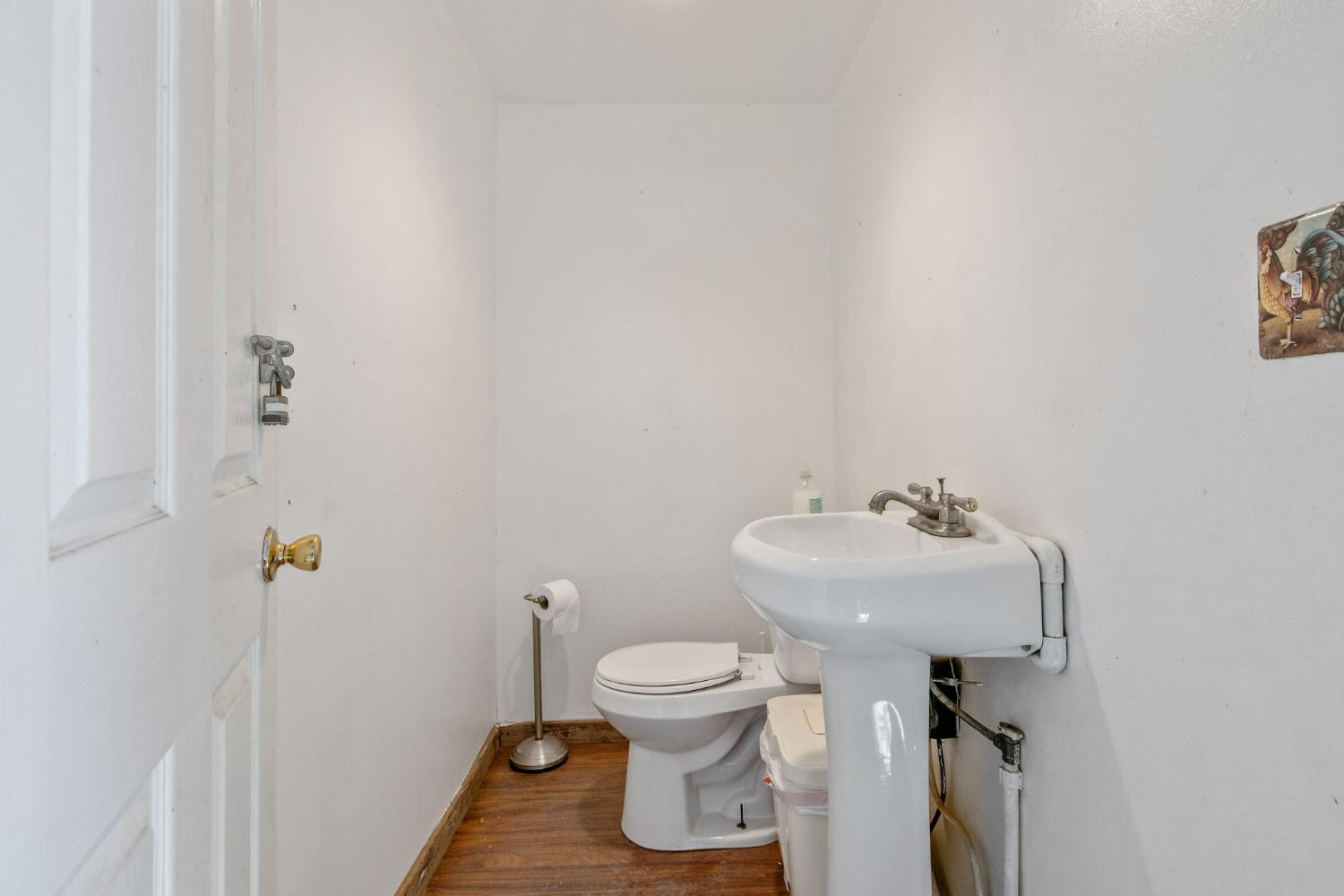 11386 Hanford Armona Rd, Hanford, CA 93230