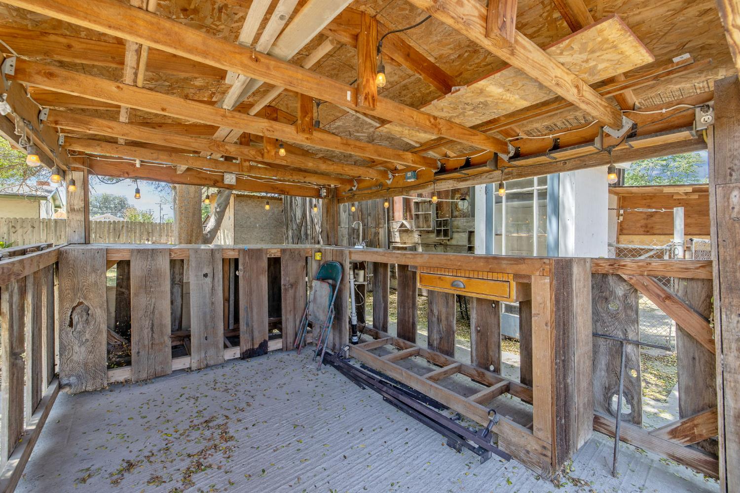 11386 Hanford Armona Rd, Hanford, CA 93230