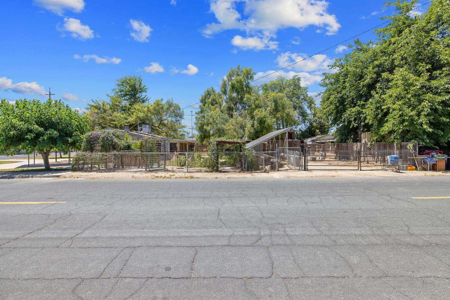11386 Hanford Armona Rd, Hanford, CA 93230