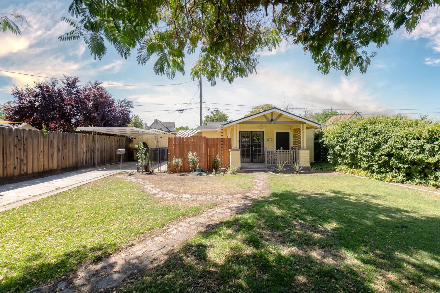 330 E Cornell Ave, Fresno, CA 93704