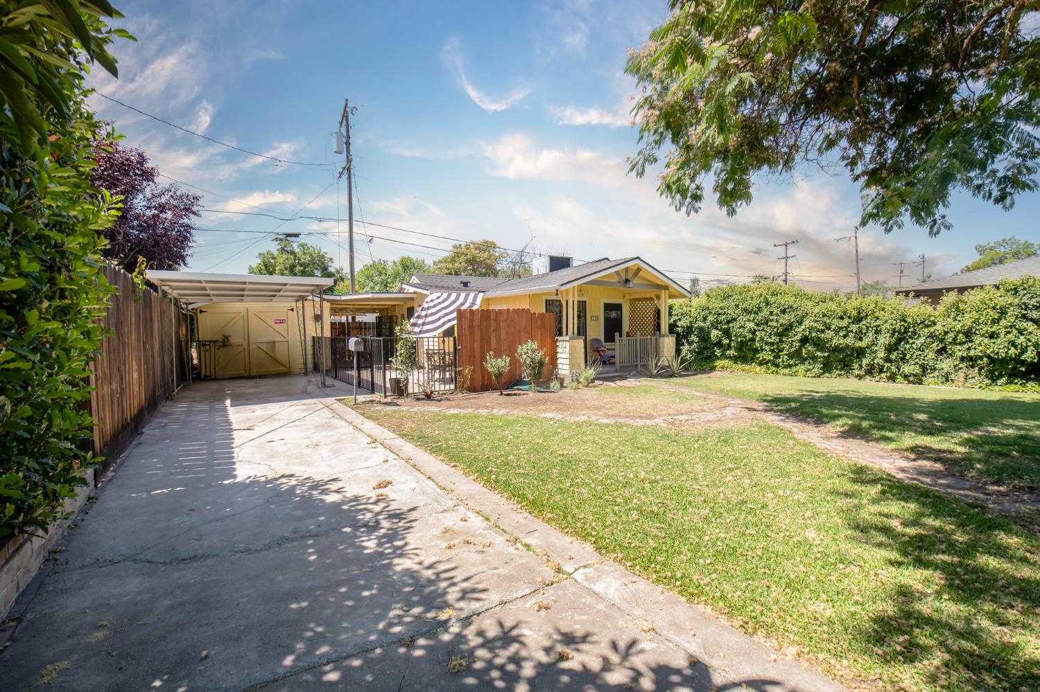 330 E Cornell Ave, Fresno, CA 93704