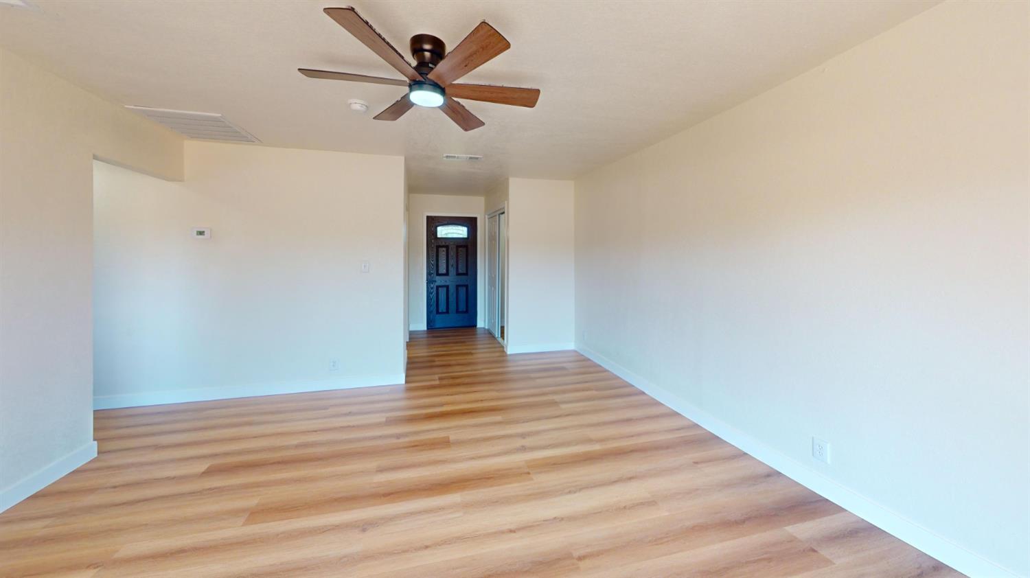 4298 N Holt Ave, Fresno, CA 93705