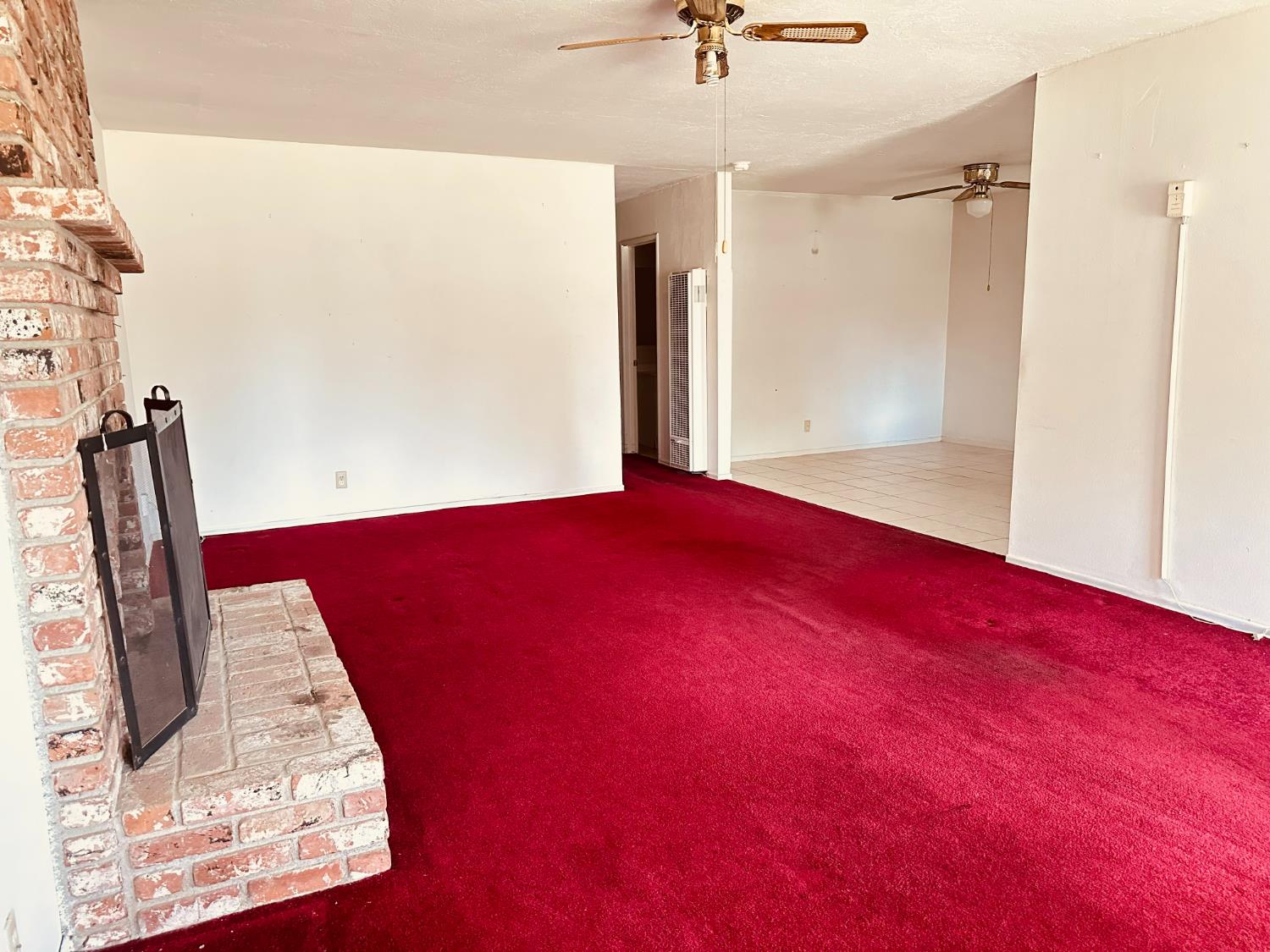 530 E 11Th St, Hanford, CA 93230