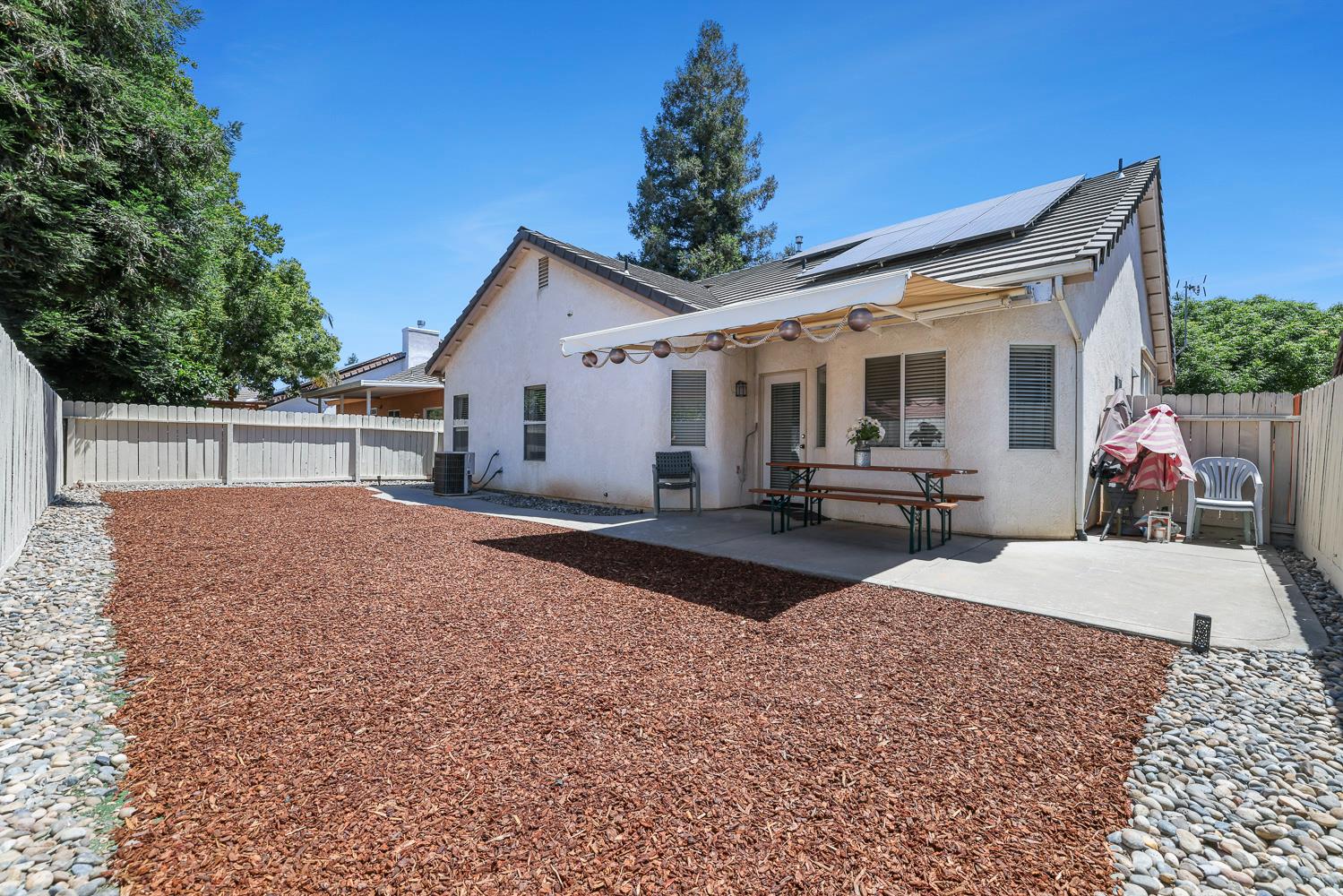 10271 N Whitney Ave, Fresno, CA 93730