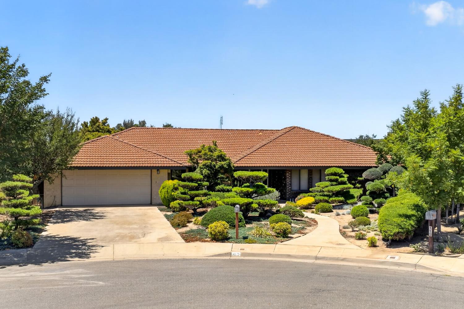 83 2Nd St, Clovis, CA 93612