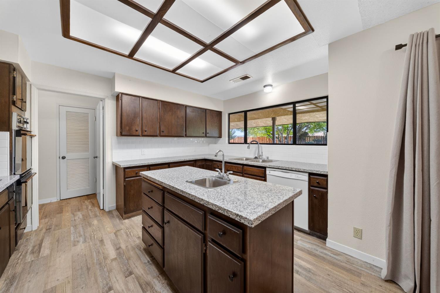 83 2Nd St, Clovis, CA 93612