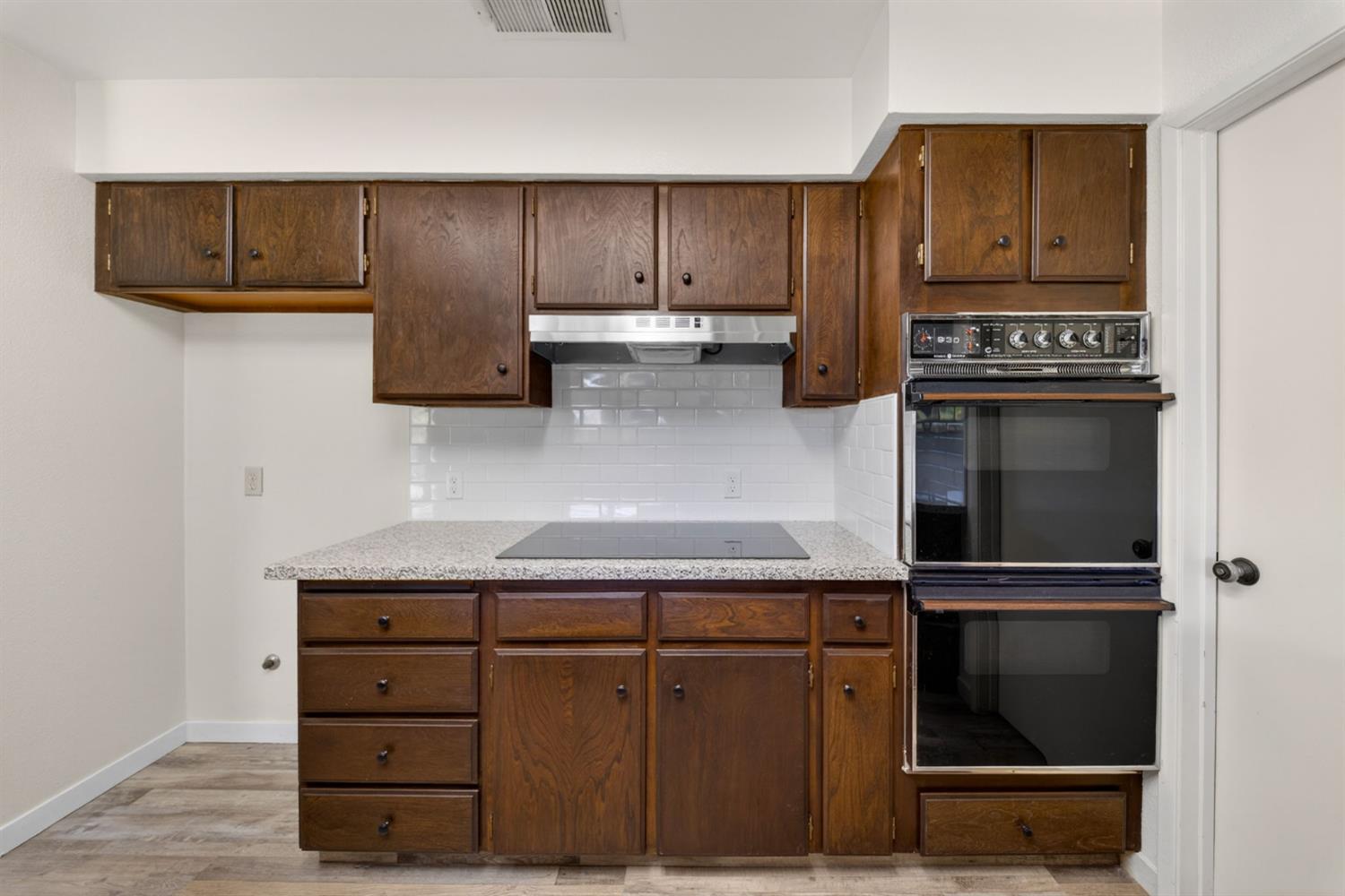 83 2Nd St, Clovis, CA 93612