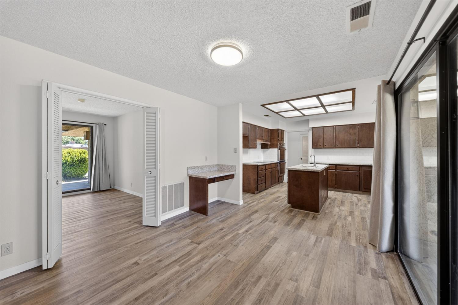 83 2Nd St, Clovis, CA 93612