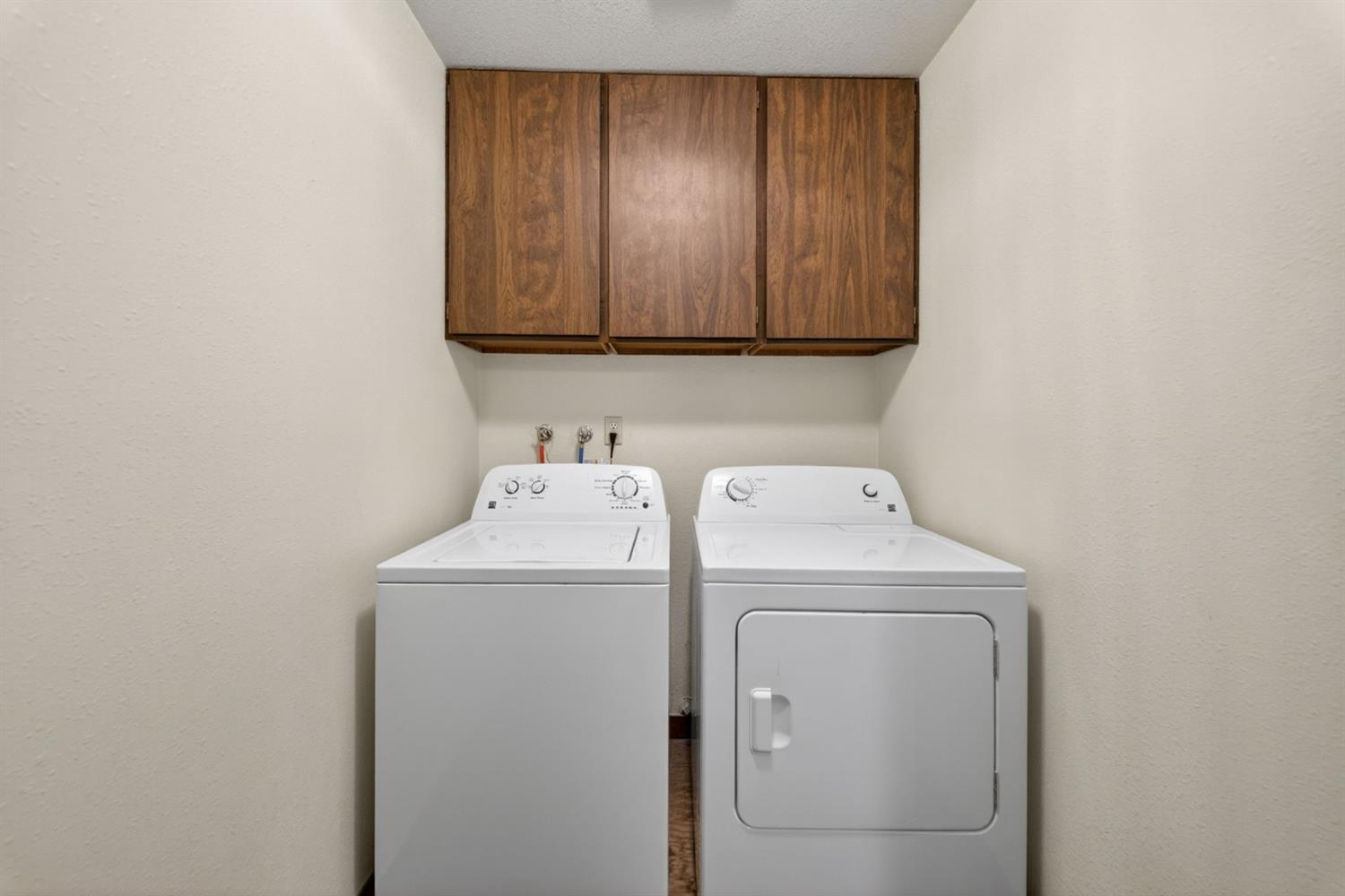 83 2Nd St, Clovis, CA 93612