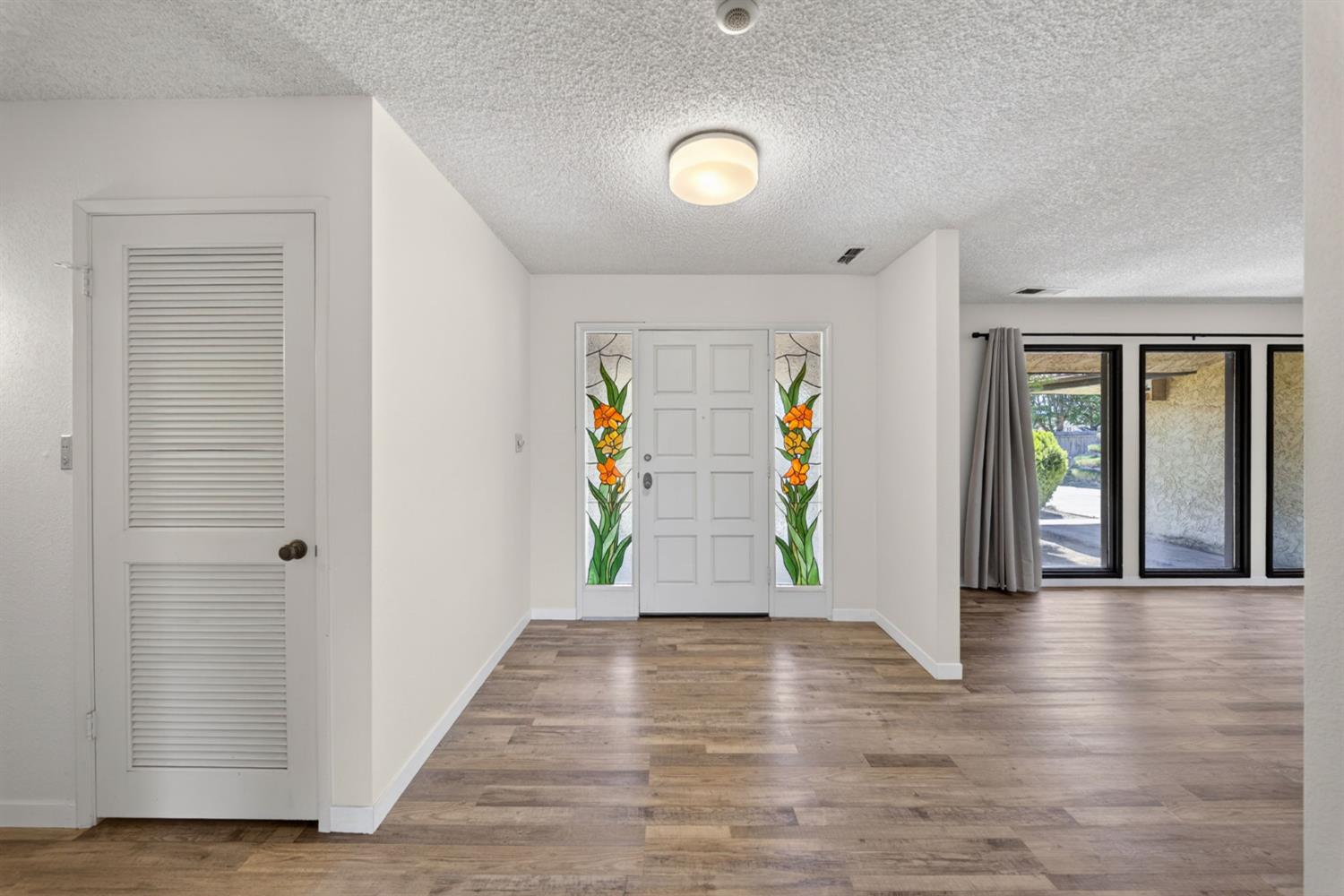 83 2Nd St, Clovis, CA 93612