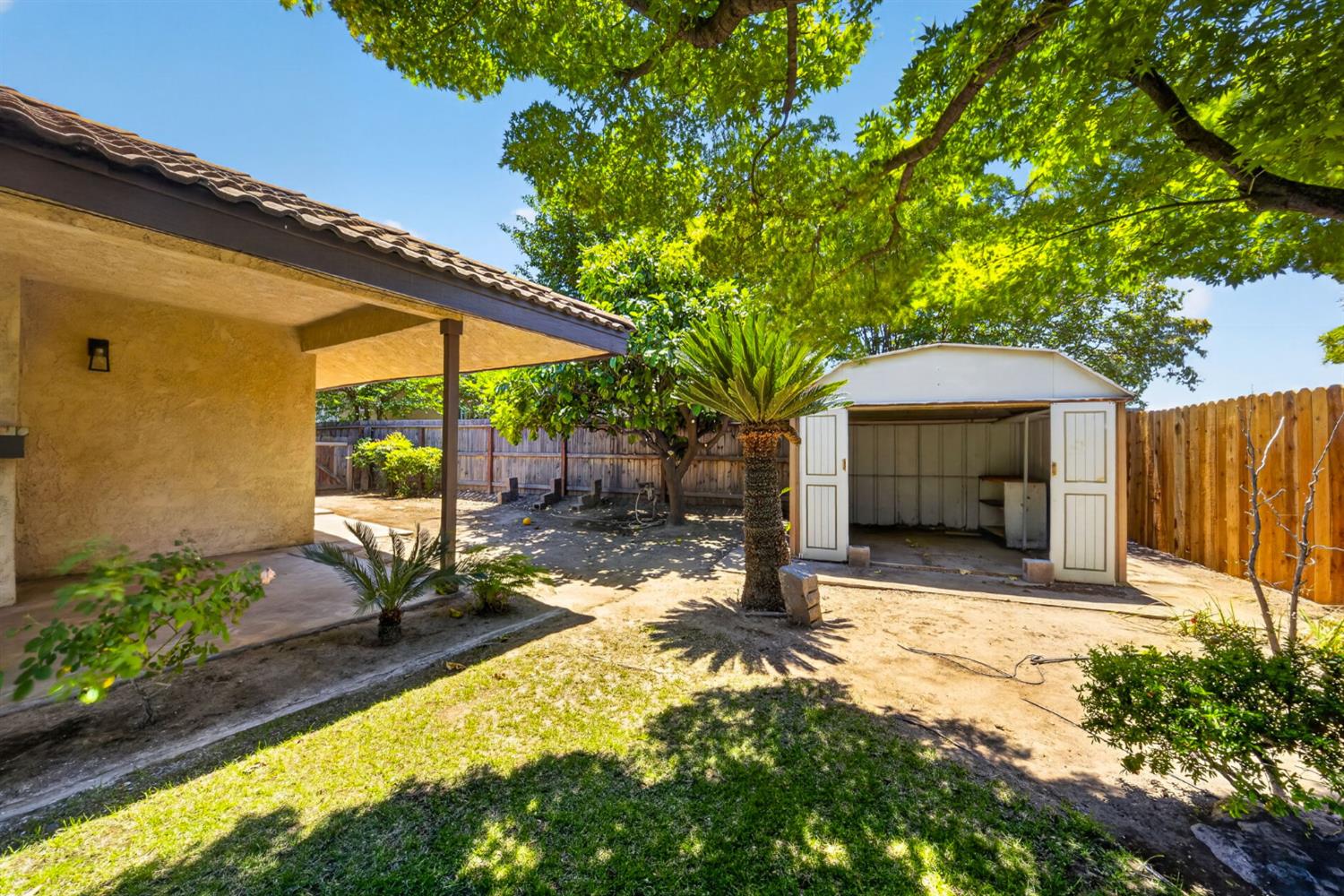 83 2Nd St, Clovis, CA 93612