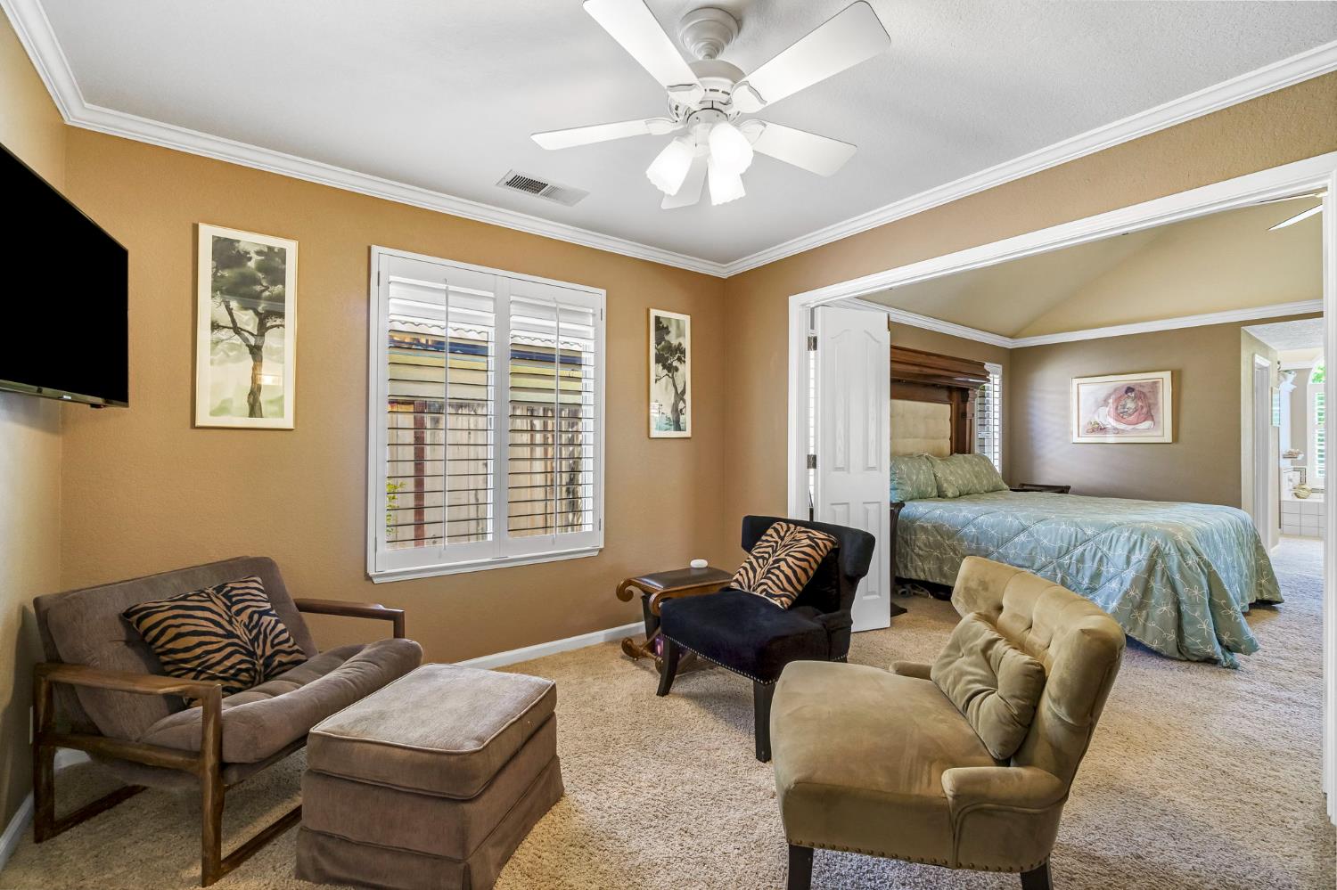 9452 N Madison Ridge Rd, Fresno, CA 93720