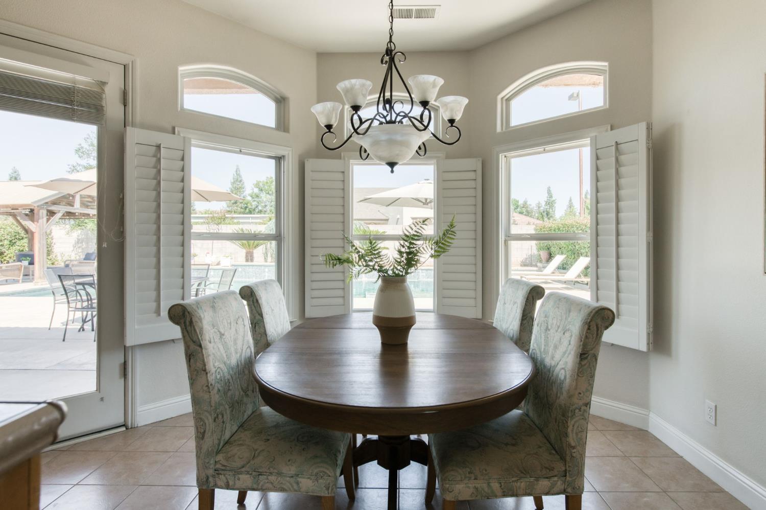 2665 Cypress Ave, Clovis, CA 93611
