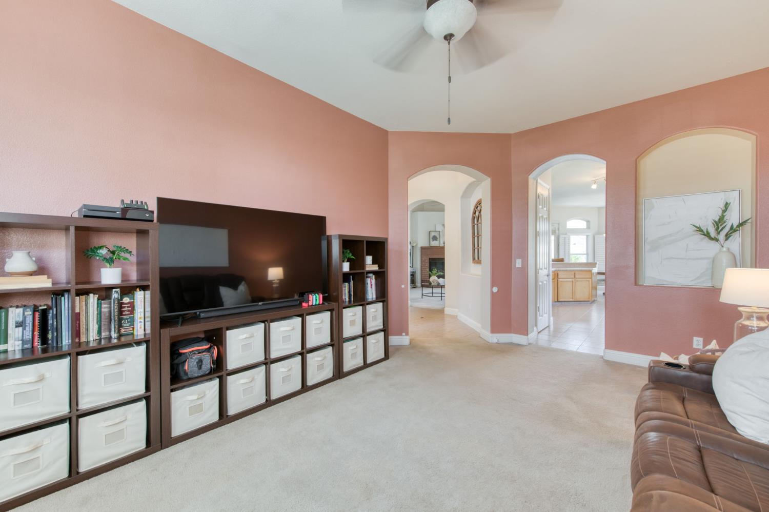 2665 Cypress Ave, Clovis, CA 93611