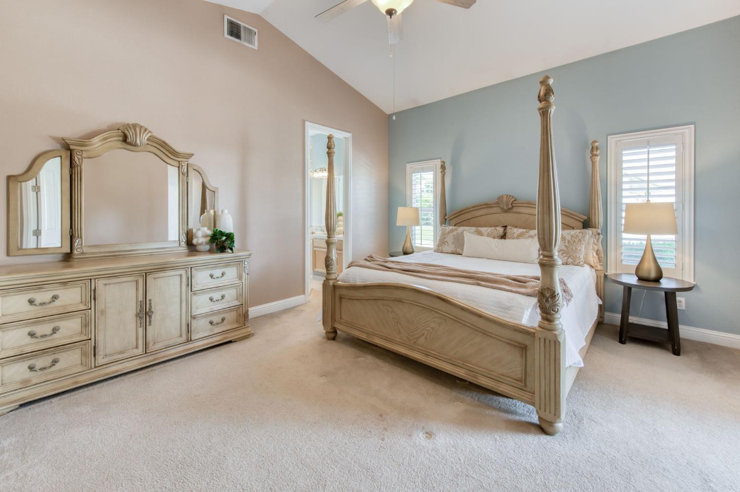 2665 Cypress Ave, Clovis, CA 93611