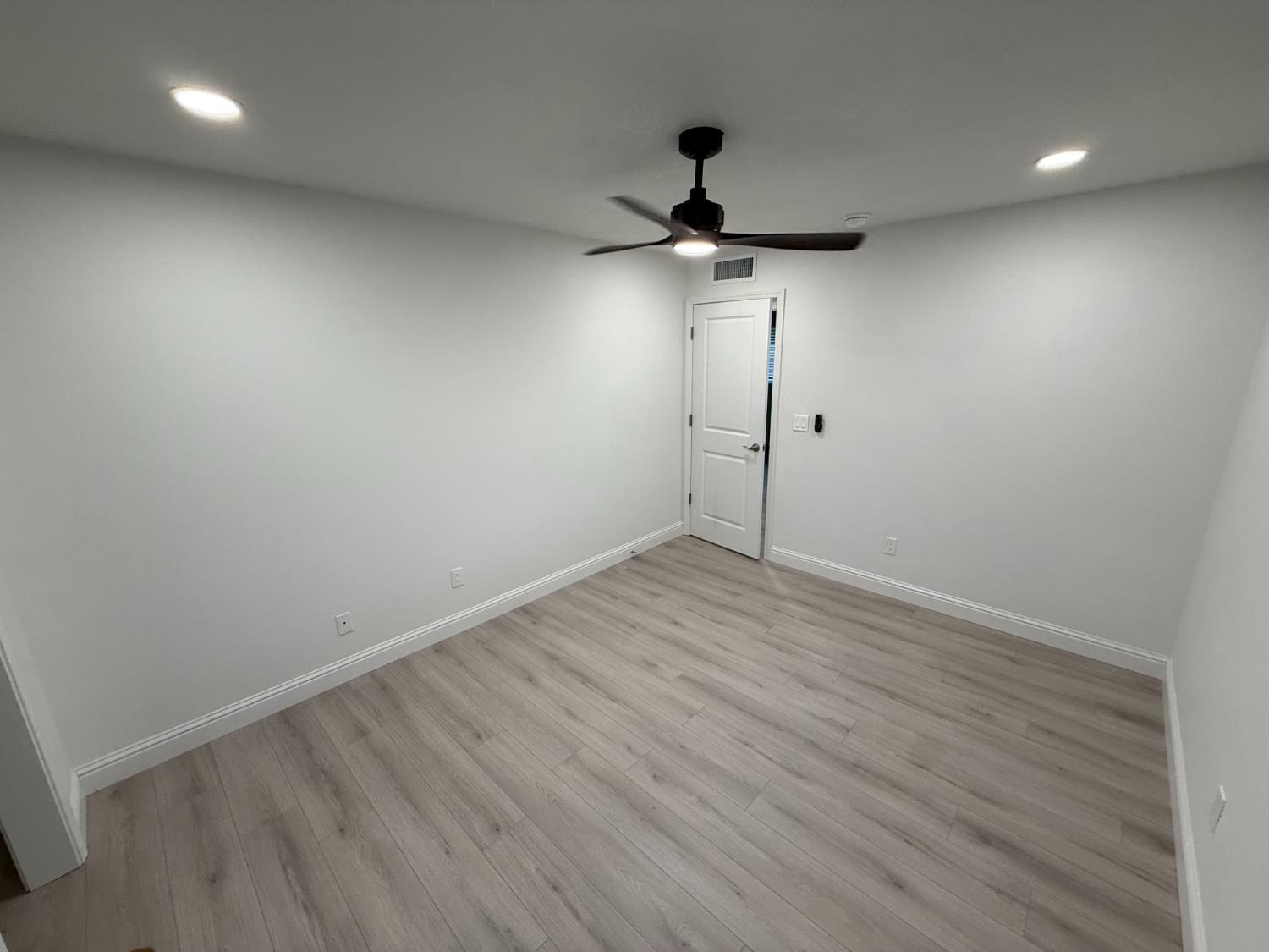 1578 E Serena Ave, Fresno, CA 93720