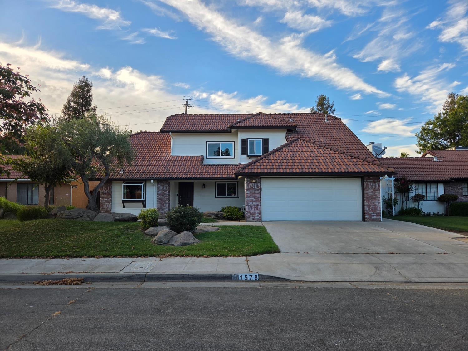1578 E Serena Ave, Fresno, CA 93720