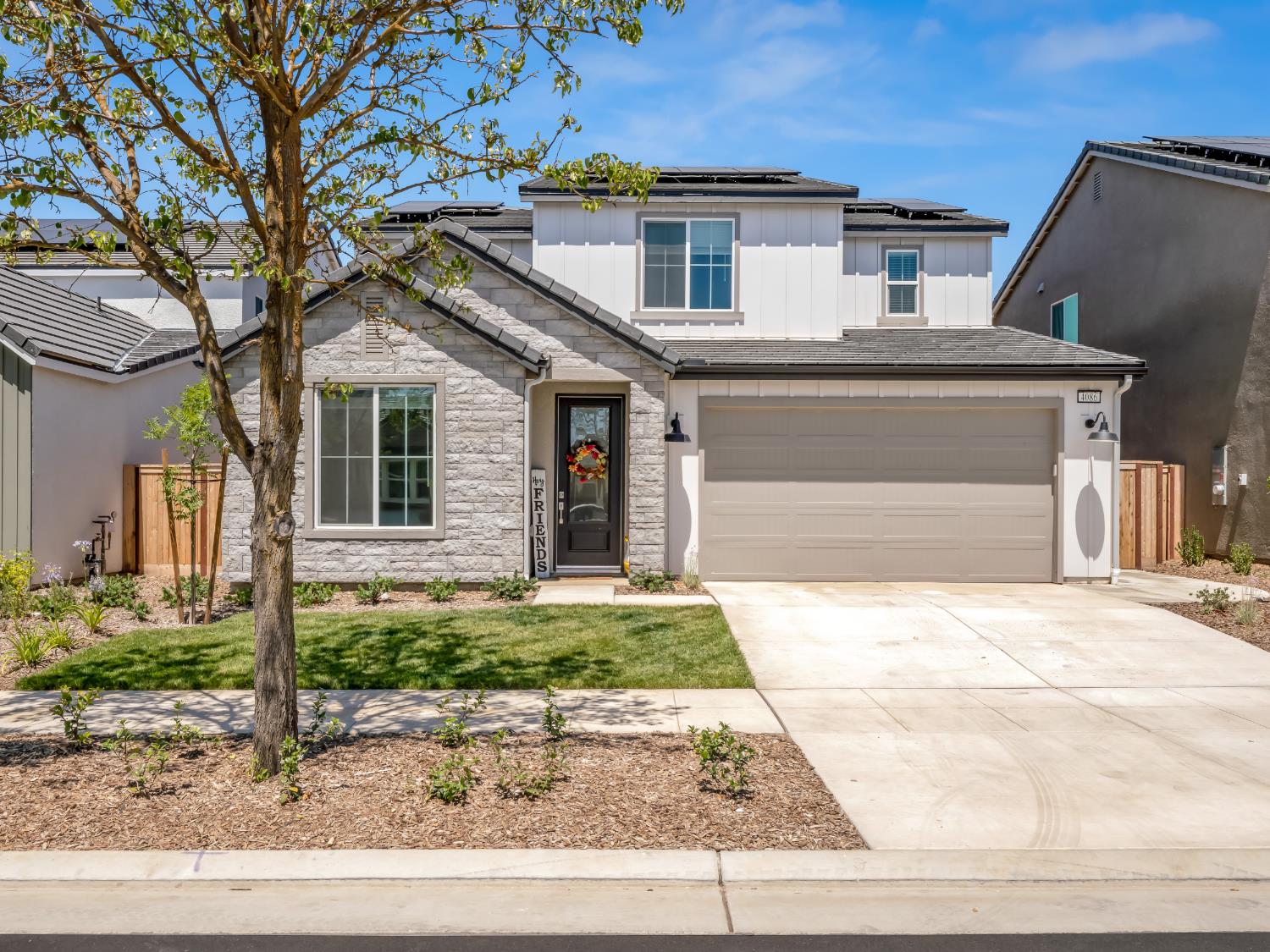 4086 Sagebrush Rd, Madera, CA 93636