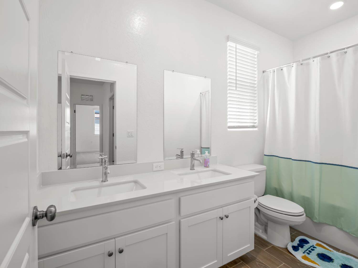 4086 Sagebrush Rd, Madera, CA 93636